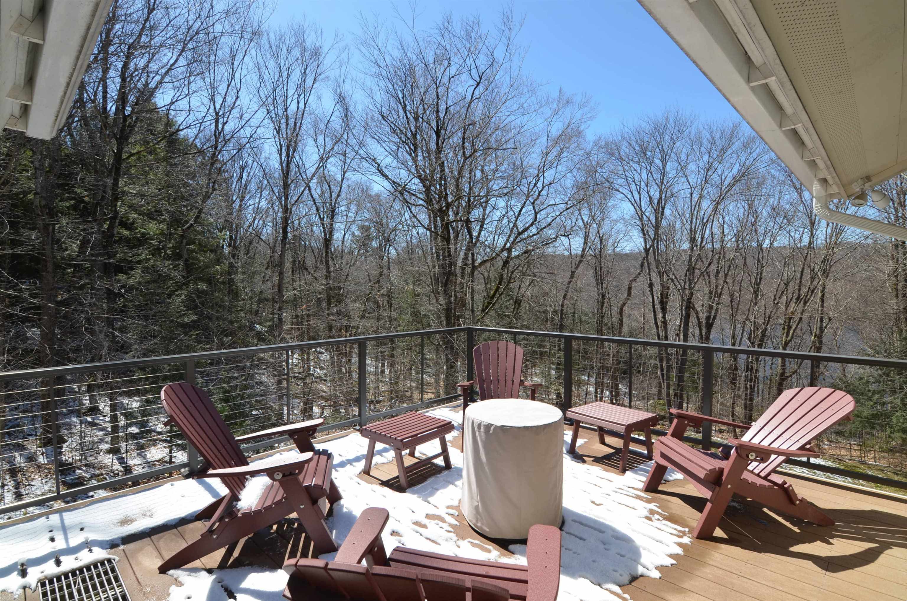 3 Trillium Ln, Grantham, NH 03753