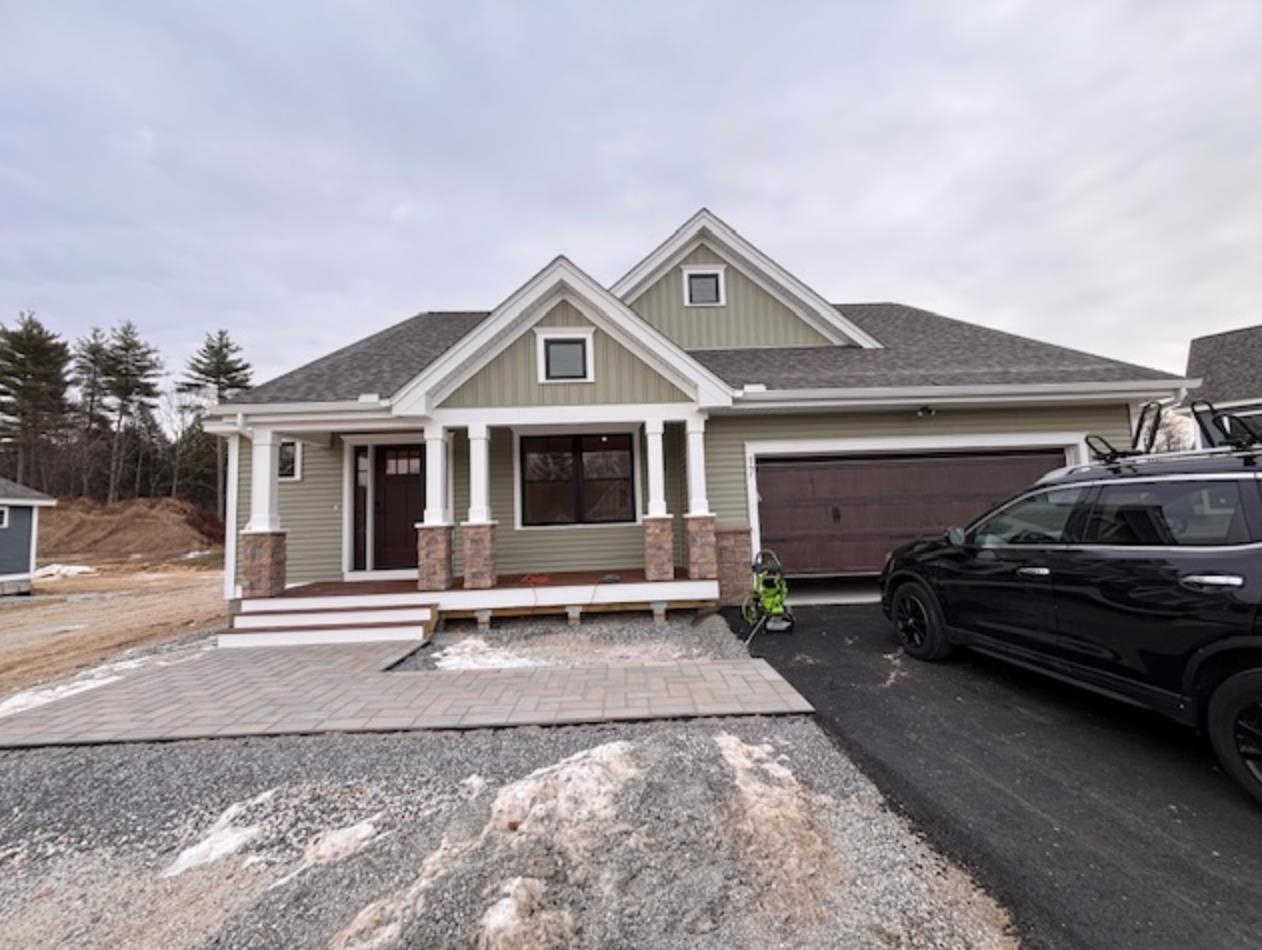 17 Edgewater Drive 26