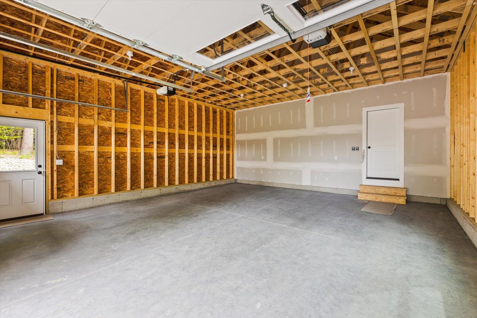 7 Spring Hill Rd, Hancock, NH 03449