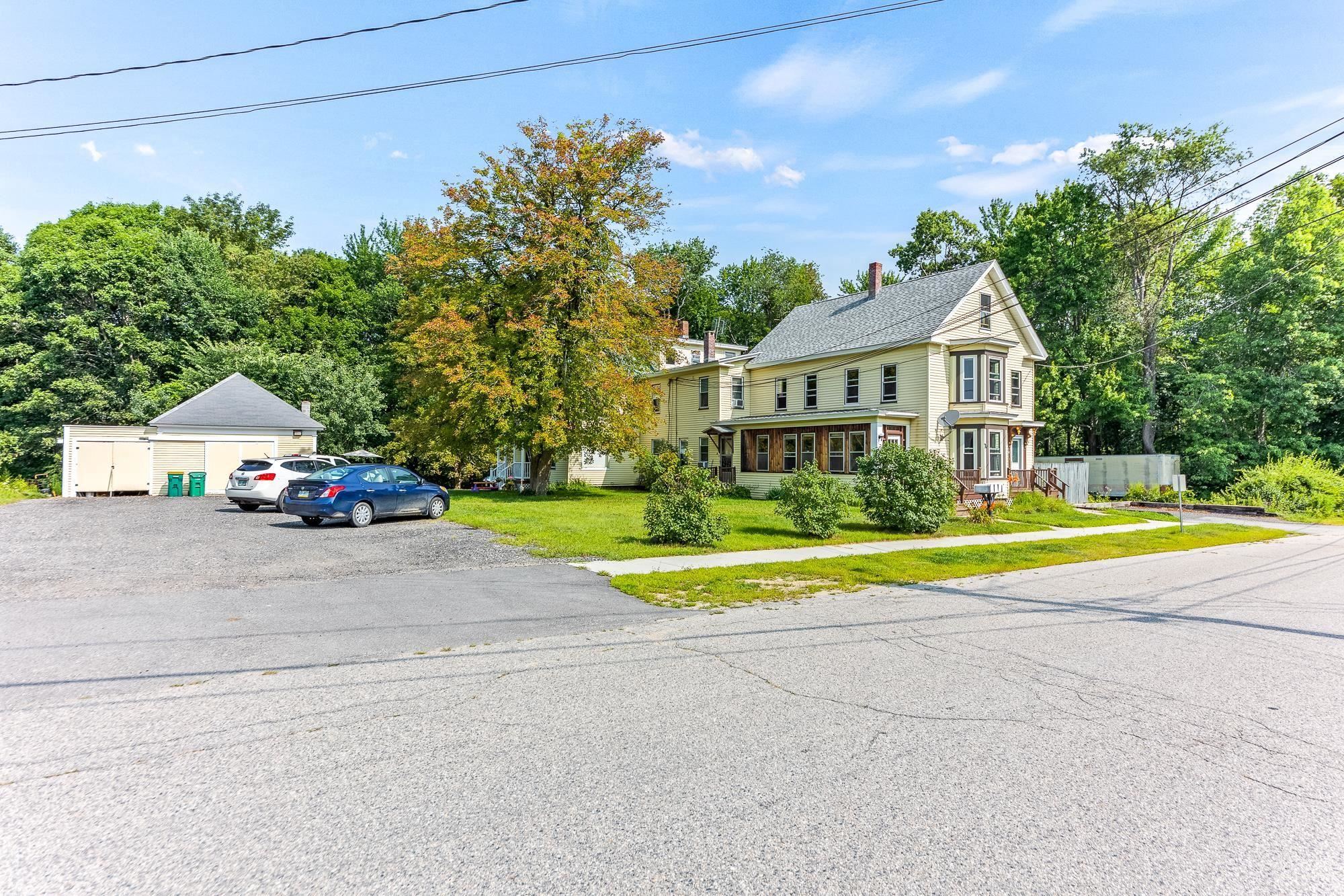 32 Mill St, Rochester, NH 03867