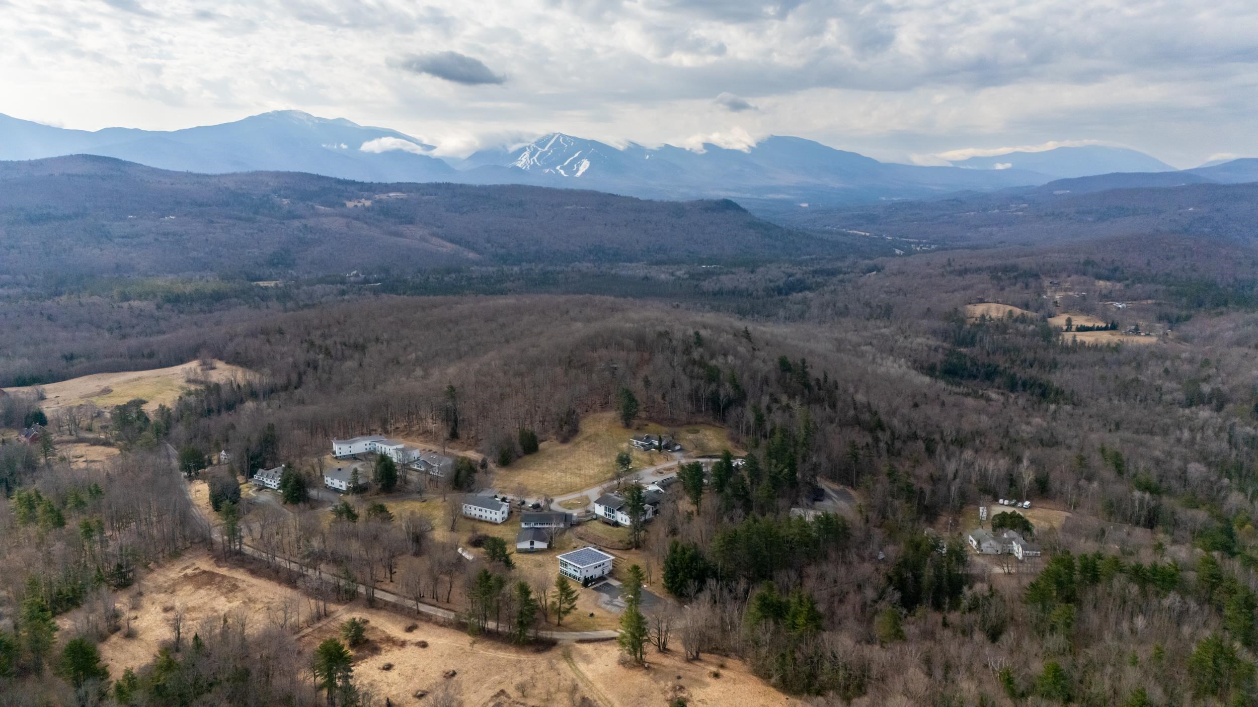 371 West Farm Rd, Bethlehem, NH 03574