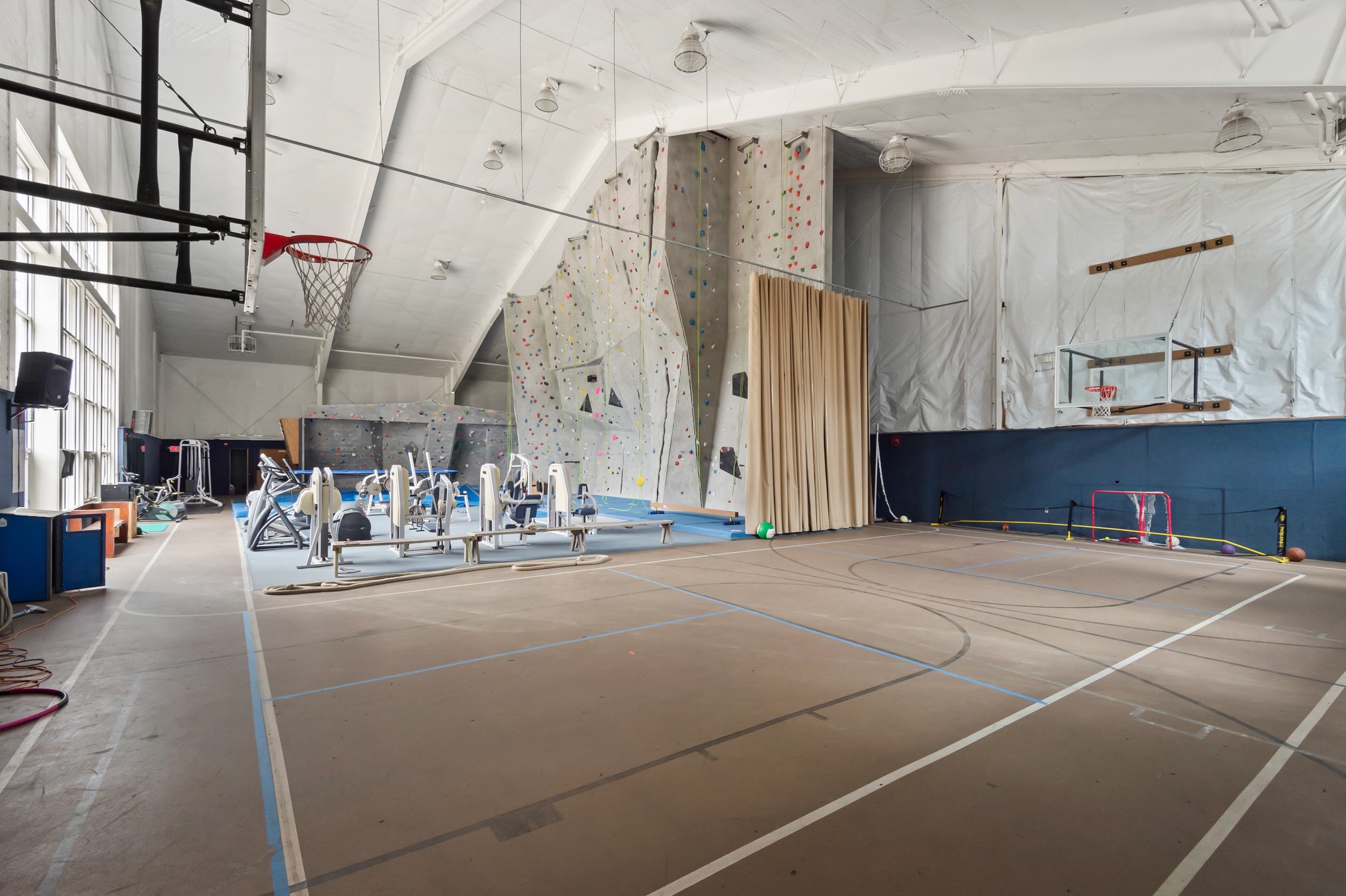 371 West Farm Rd, Bethlehem, NH 03574