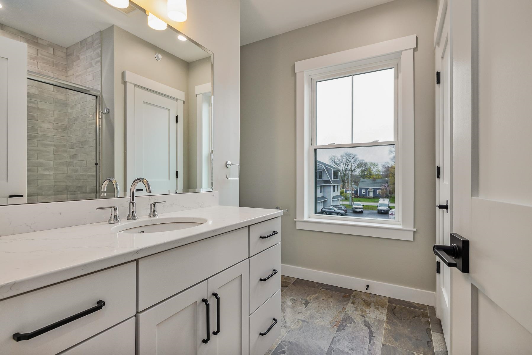 22 Little Bay Dr, Dover, NH 03820