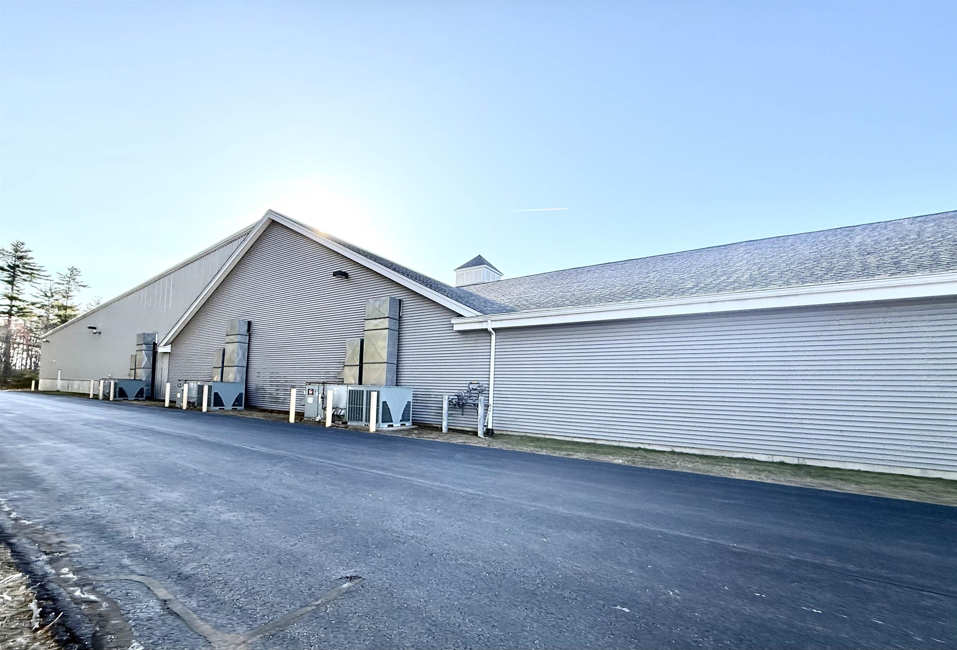 411 Route 108 , Somersworth, NH 03878