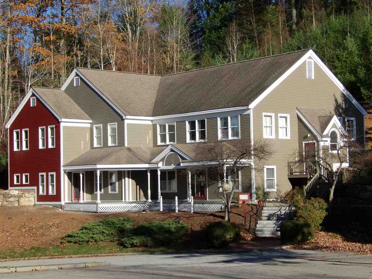401 Gilford Avenue — photo 2