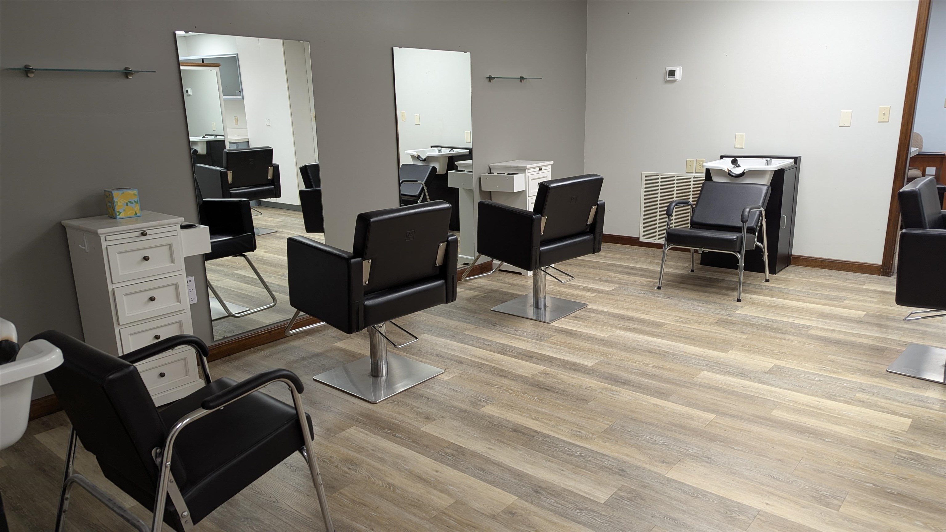 401 Gilford Avenue — photo 3