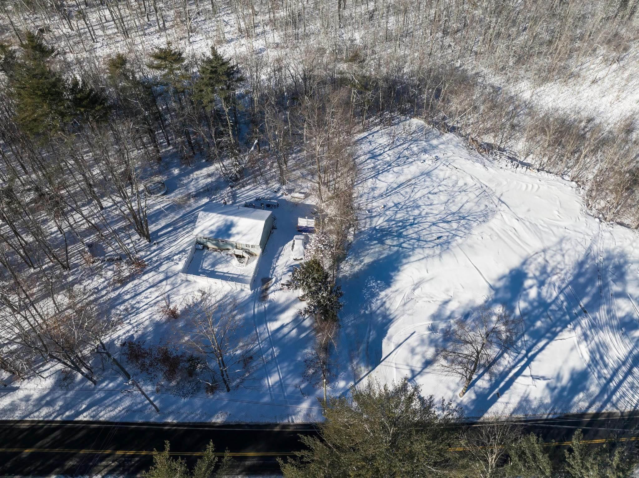 47 Brewster Rd, Barrington, NH 03825