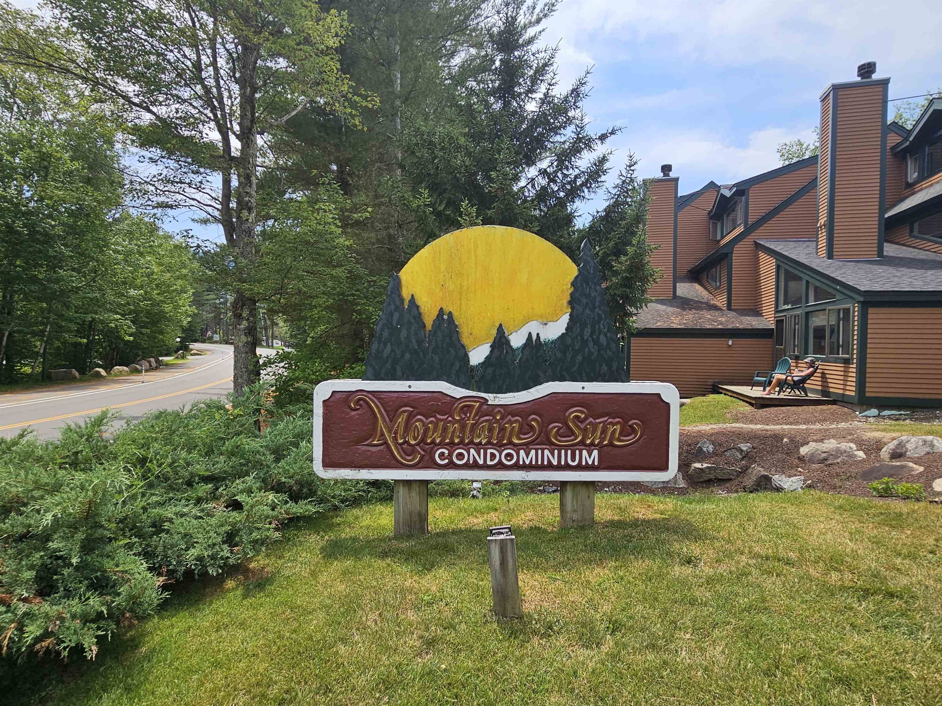 Entry into Mountain Sun Way