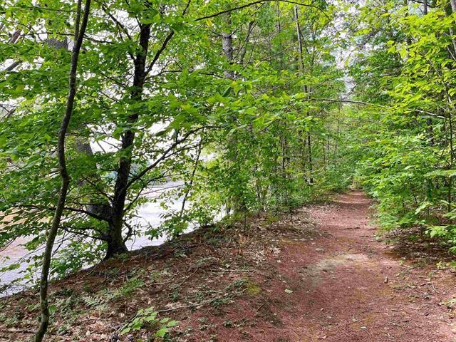 74 Lamplighter Dr, Conway, NH 03818