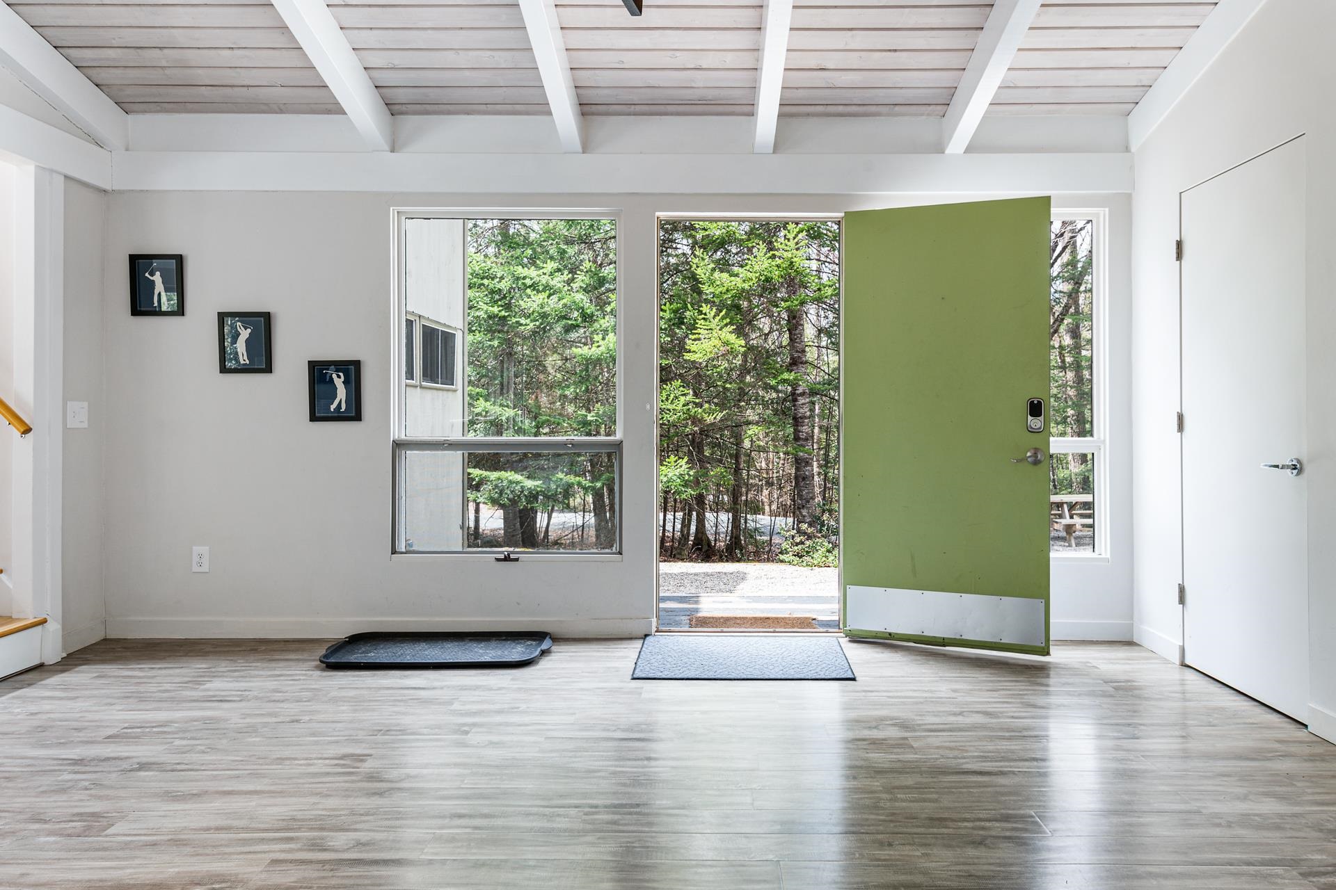 27 Eagle Dr, Grantham, NH 03753