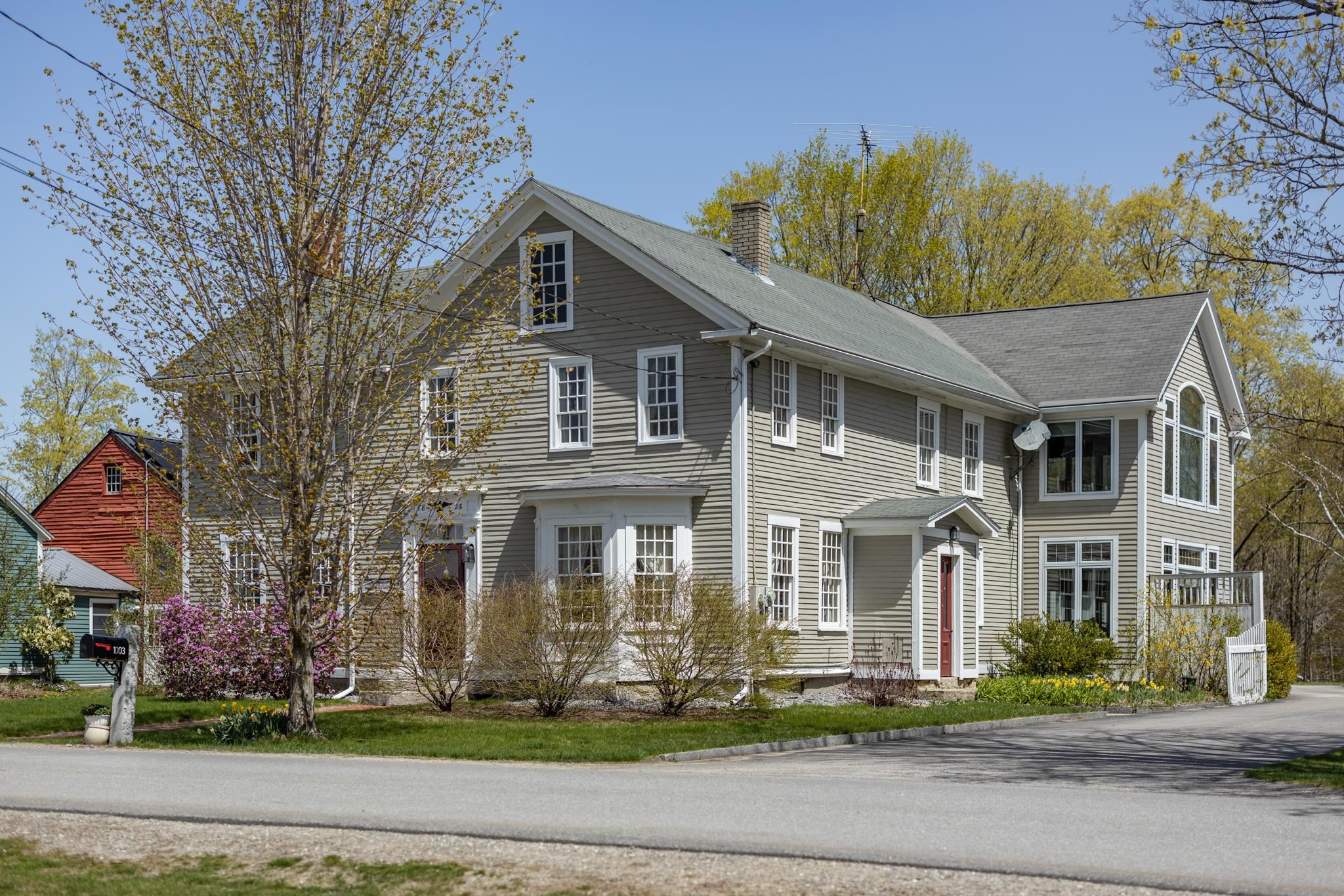 1003 School St, Dunbarton, NH 03046