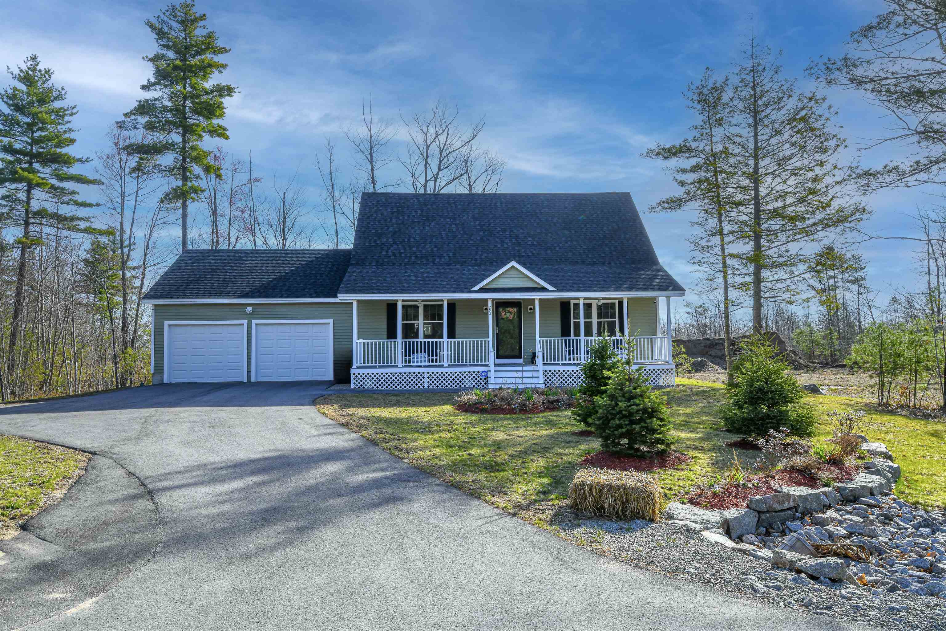 293 Pemigewasset Dr, Conway, NH 03813