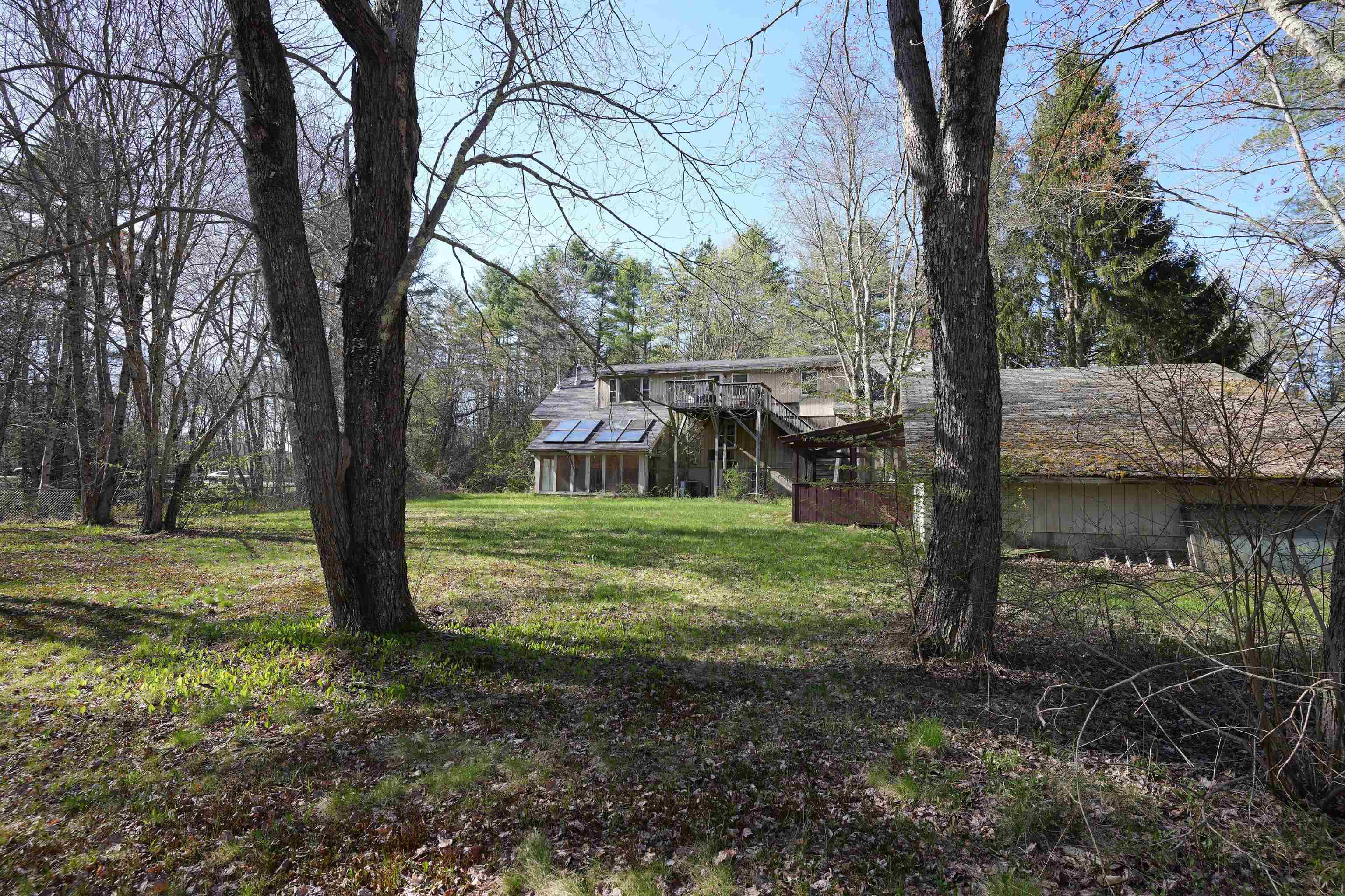 527 Clinton St, Bow, NH 03304