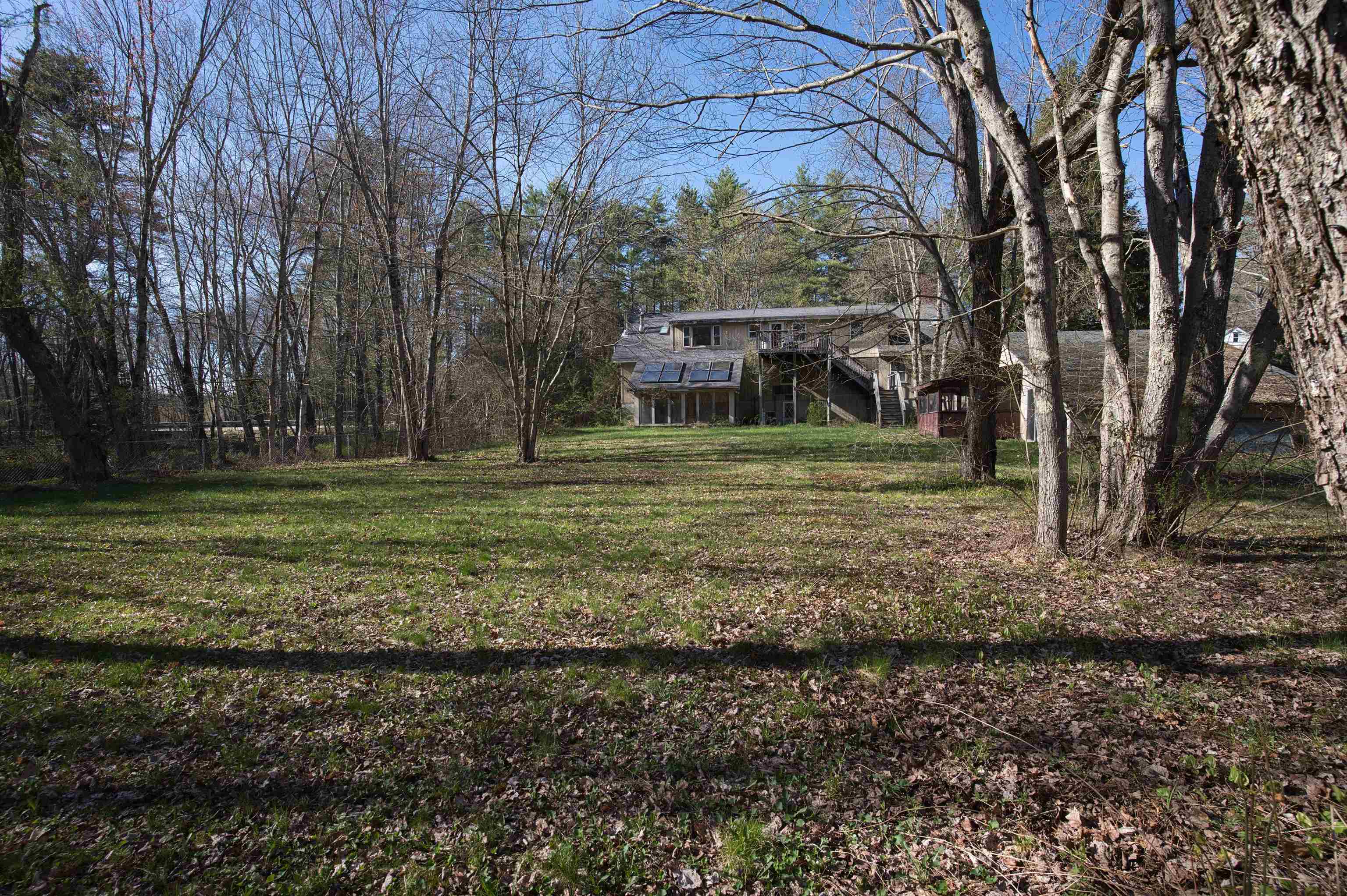 527 Clinton St, Bow, NH 03304