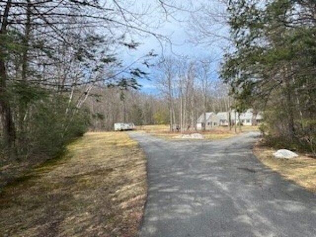 99 Cambridge Rd, Bedford, NH 03110