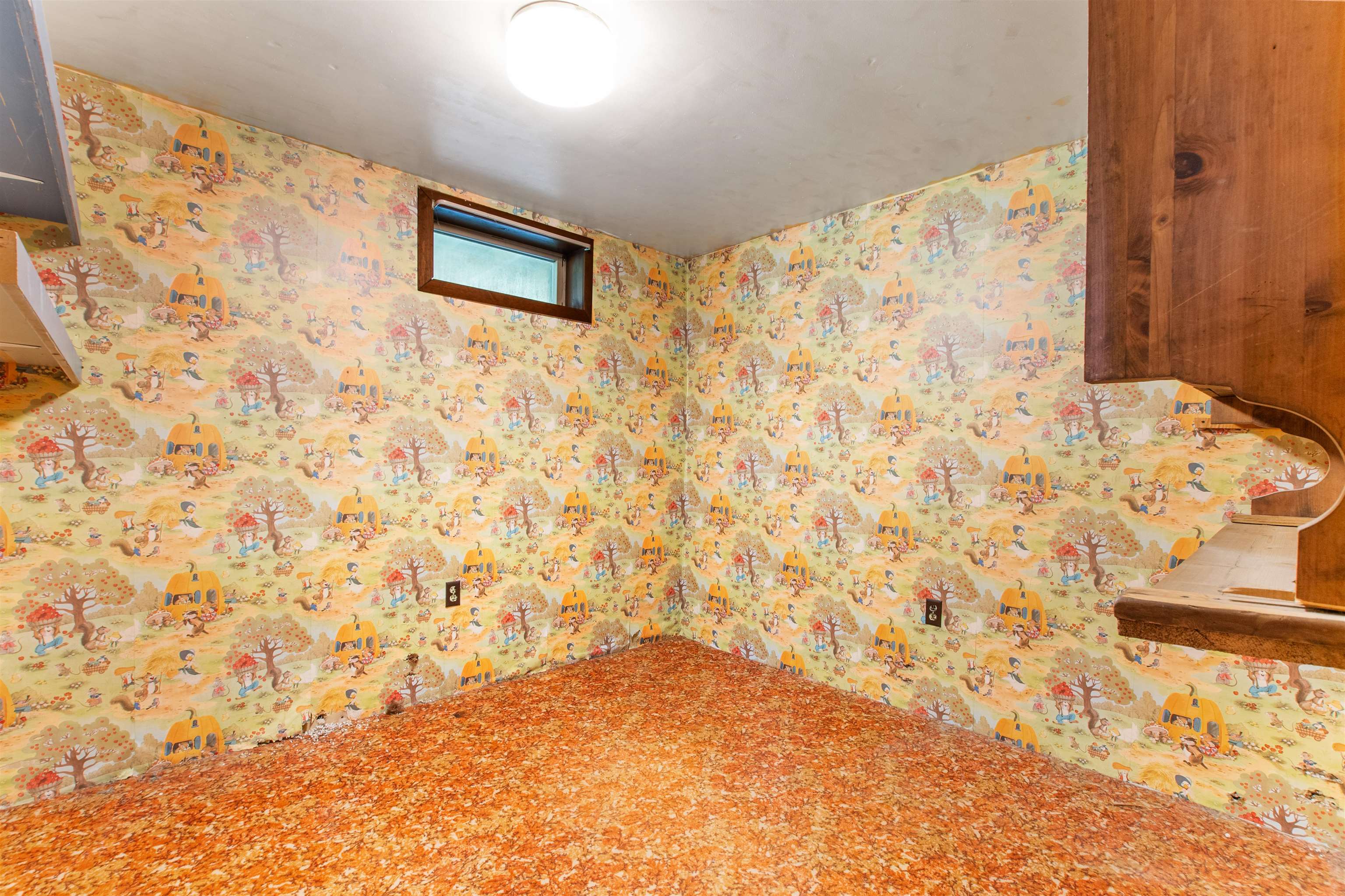 388 Percy Rd, Stark, NH 03582