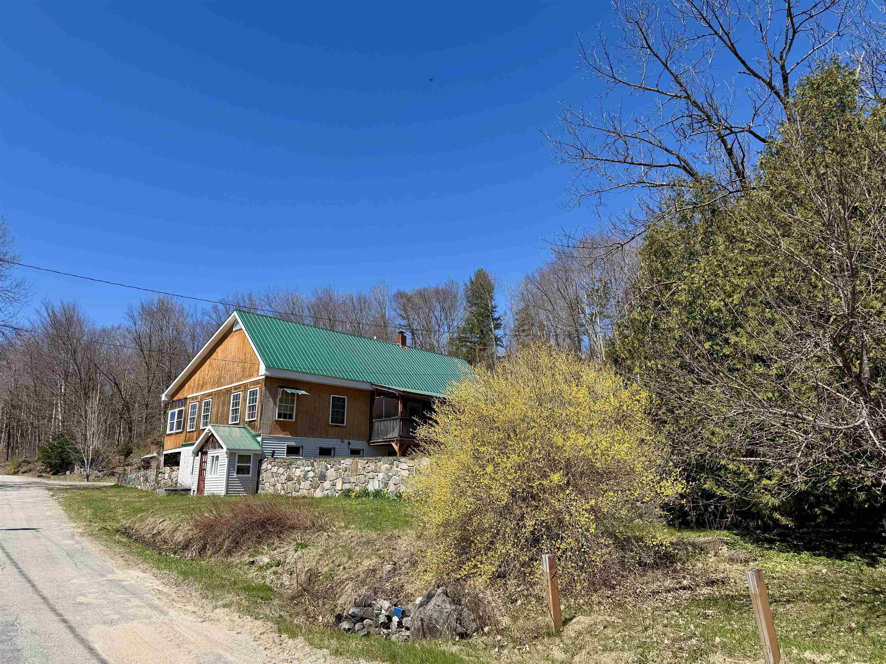 388 Percy Rd, Stark, NH 03582