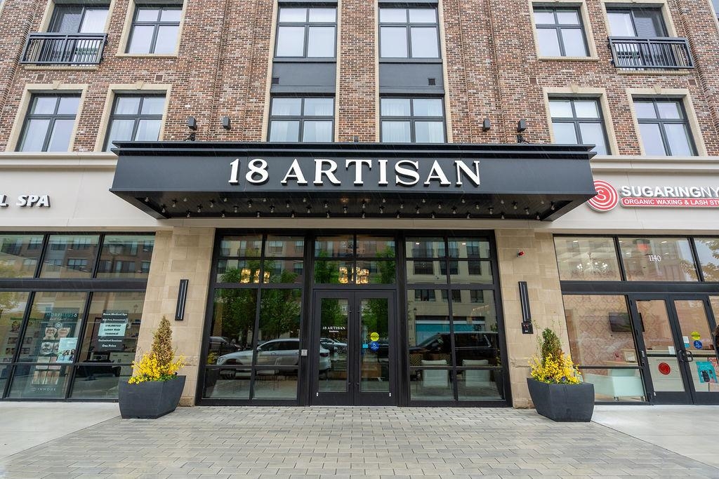 18 Artisan Drive 417