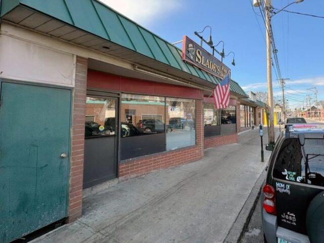 4-10 West Hollis St, Nashua, NH 03060