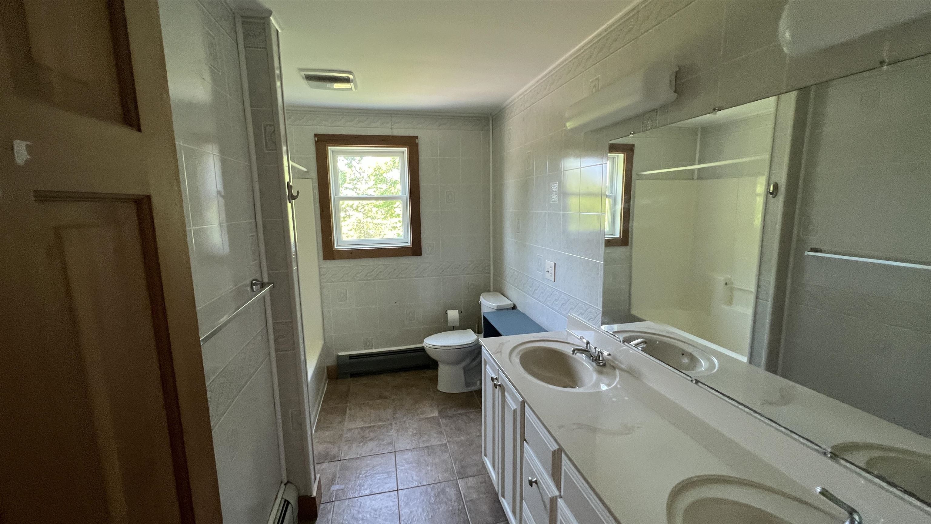 275-279 Mast Rd, Durham, NH 03824