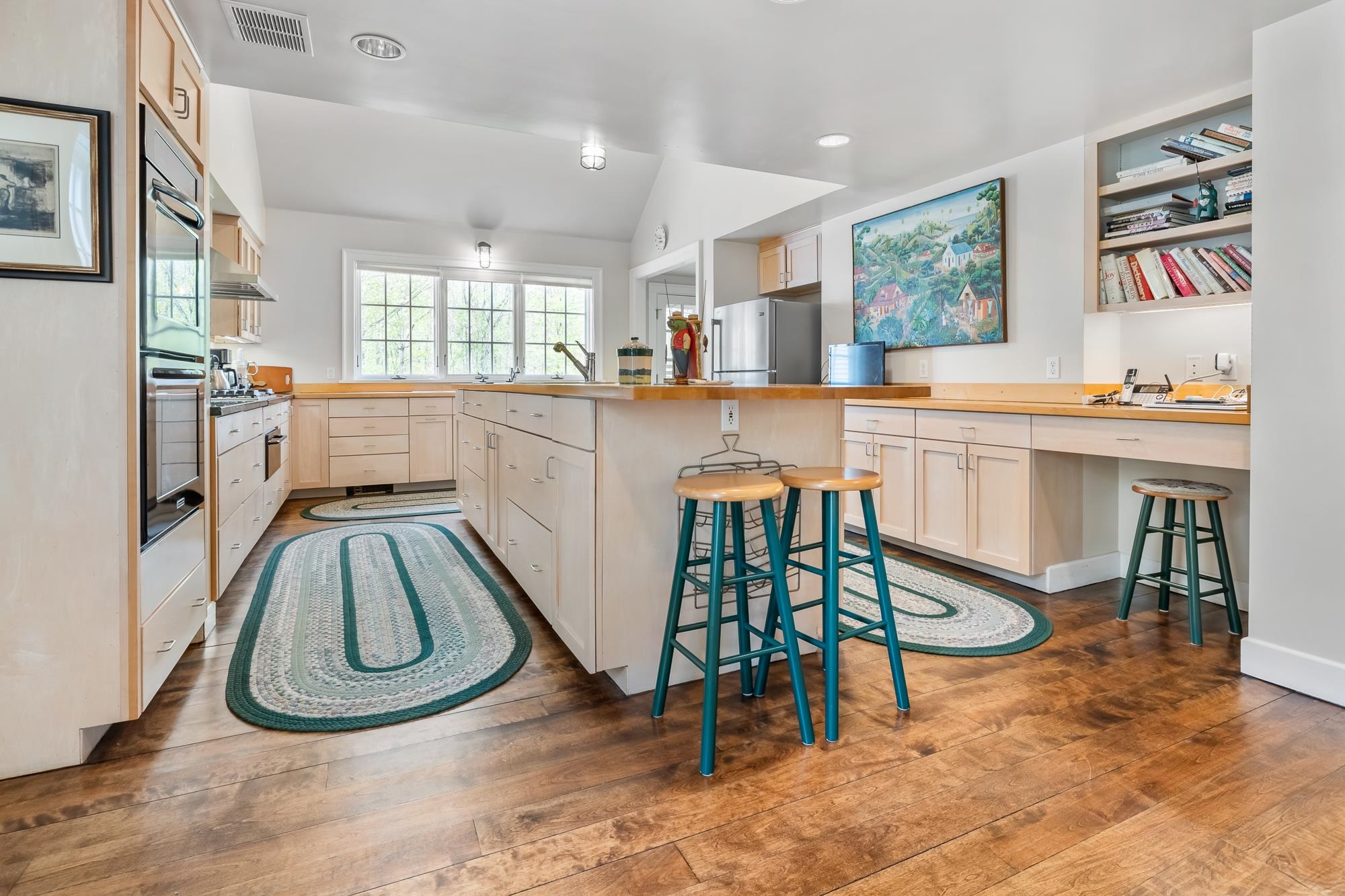 19 Cutting Hill Ln, Lyme, NH 03768