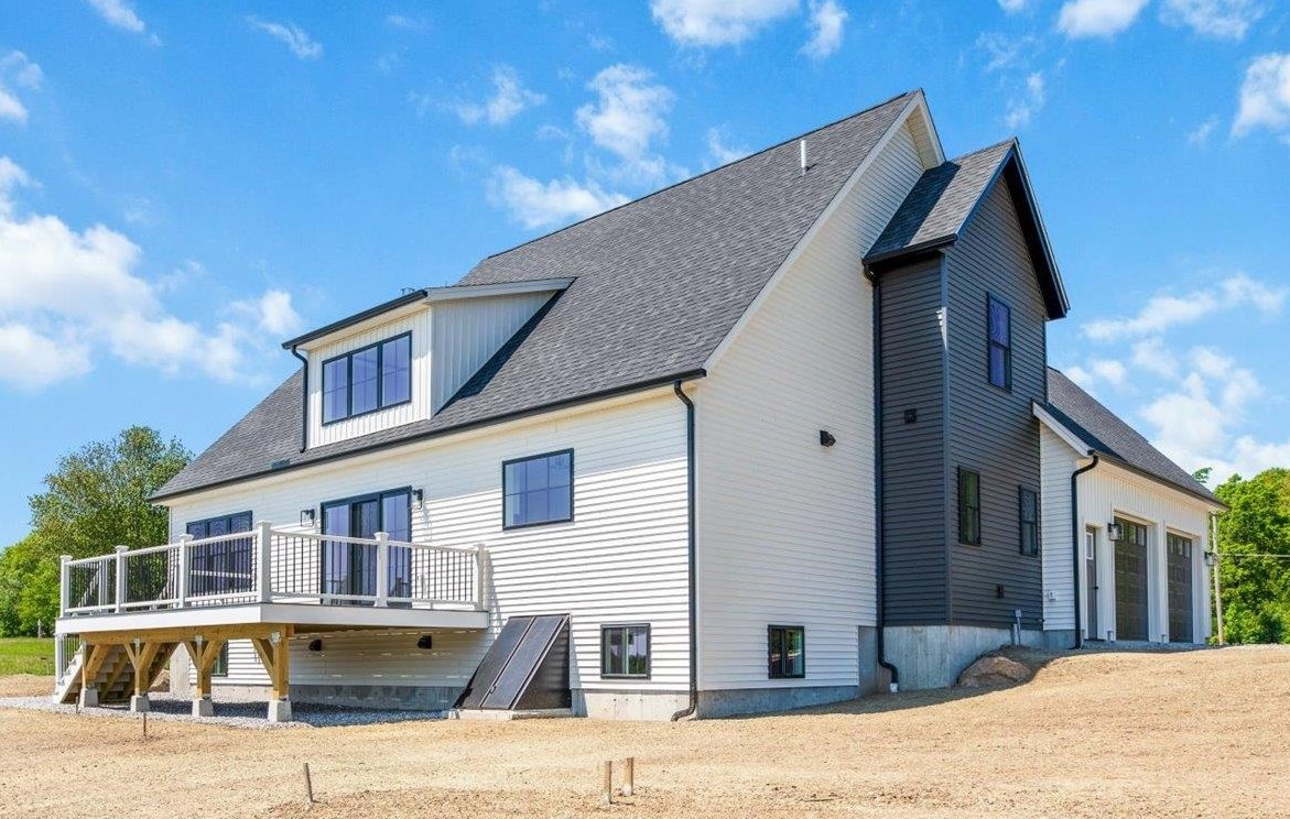 65 Roberts Dr #17, Jaffrey, NH 03452