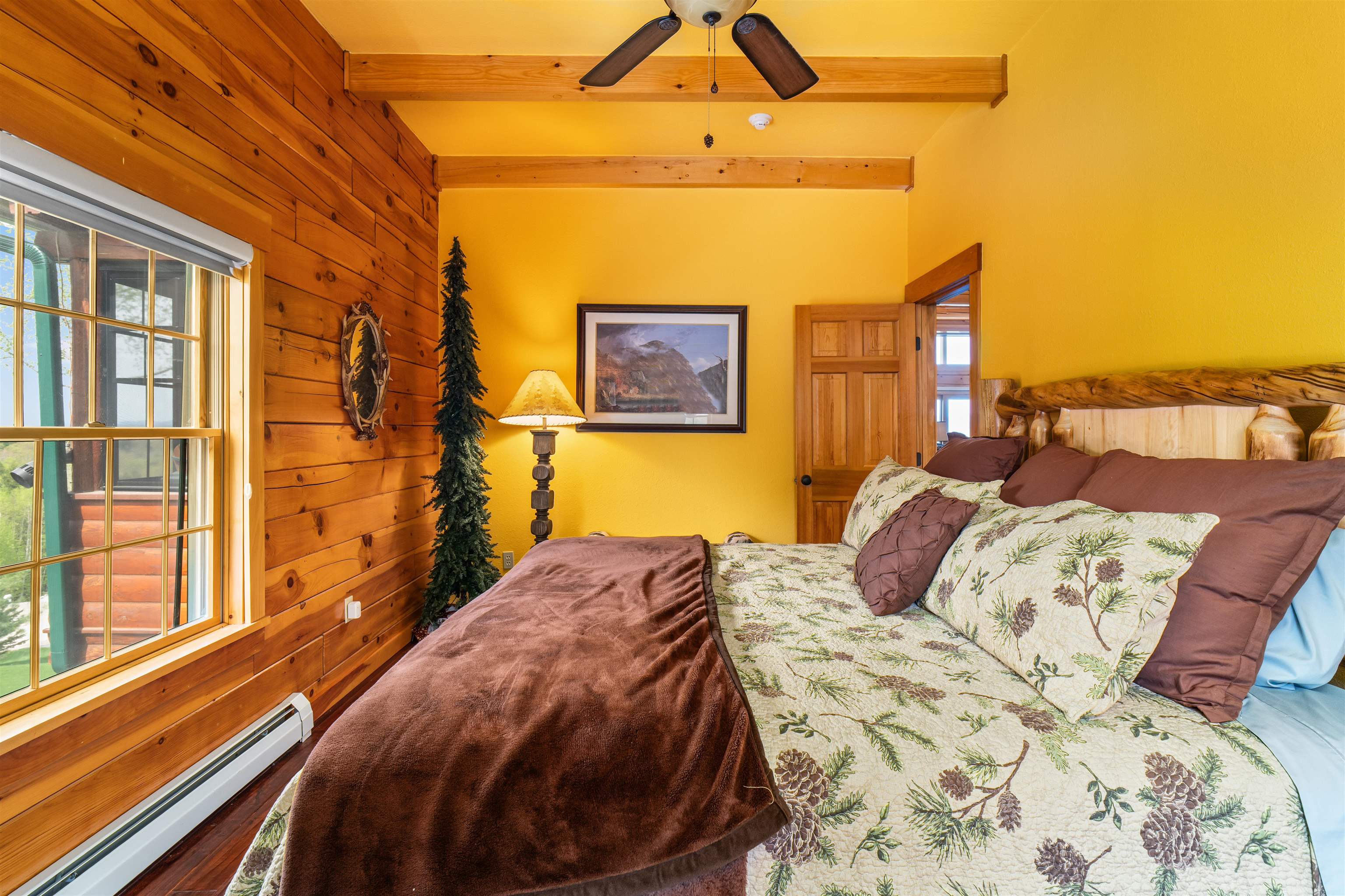 70 Peak Vista Ln, Madison, NH 03849