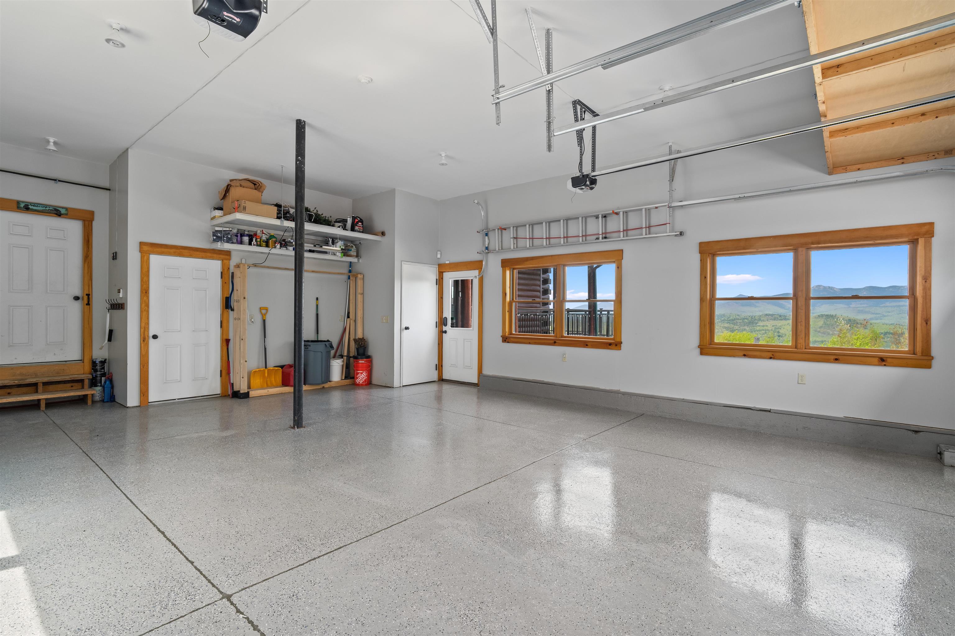 70 Peak Vista Ln, Madison, NH 03849