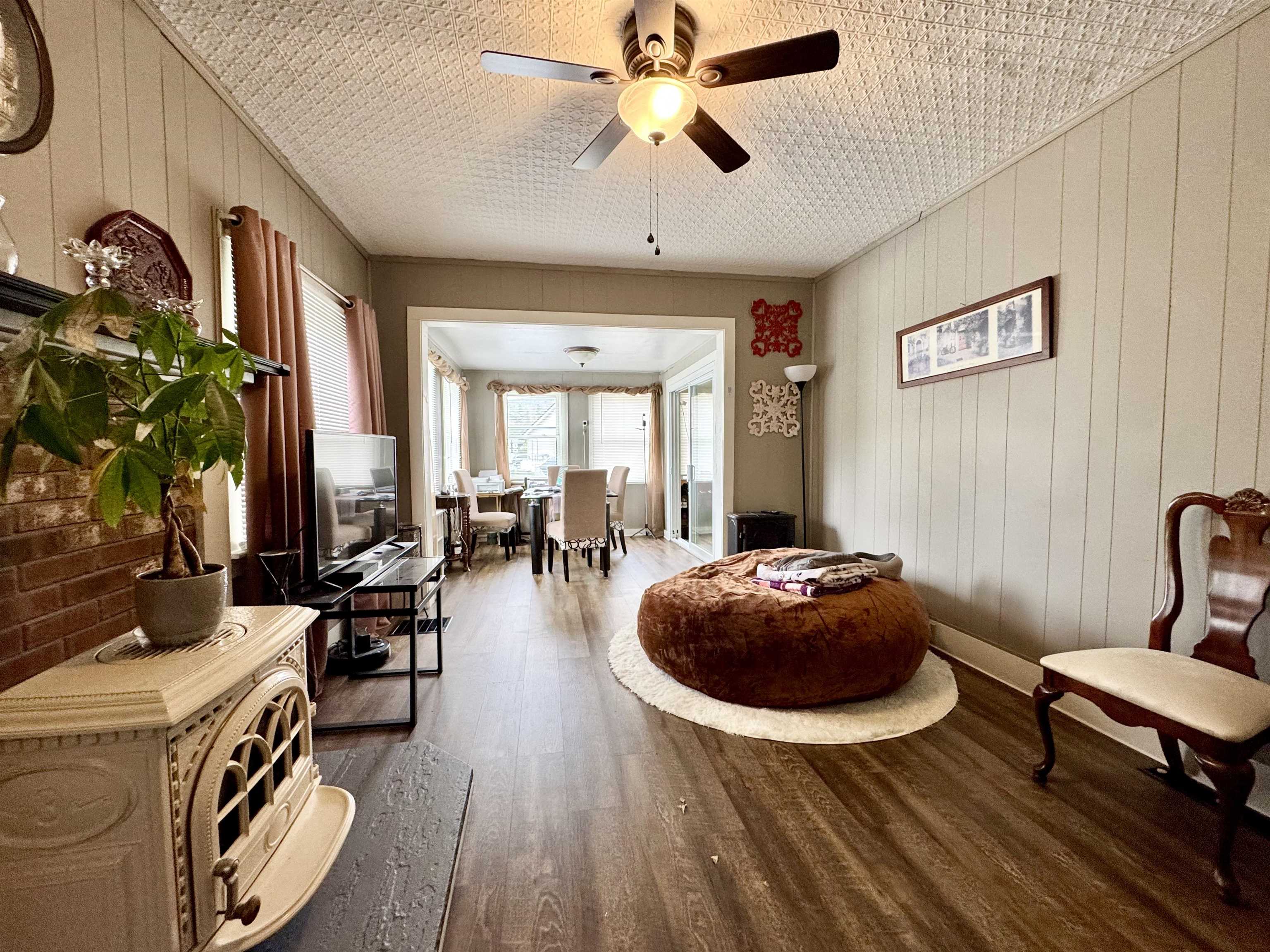 15 Park St, Colebrook, NH 03576