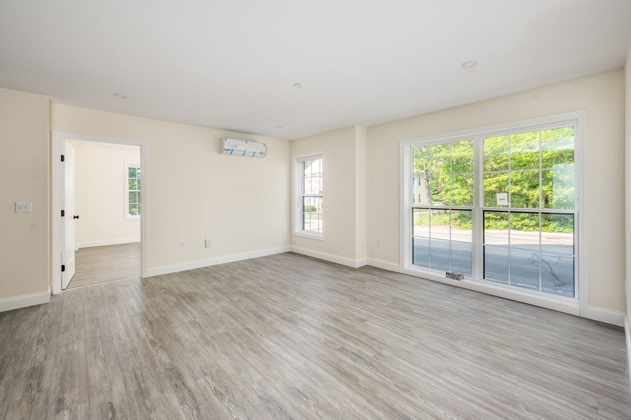 725 Central Ave, Dover, NH 03820