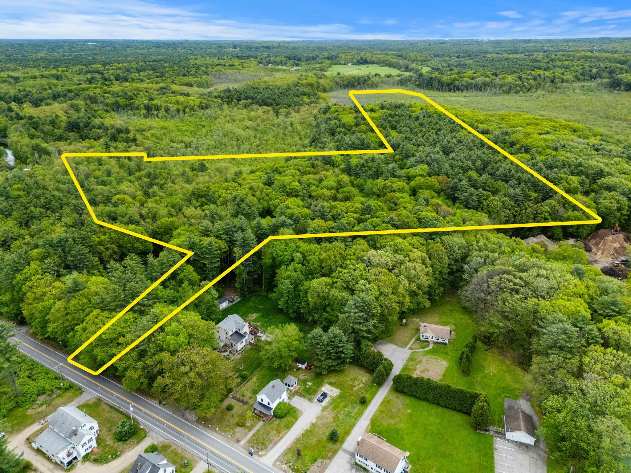 204 North Haverhill Rd, Kensington, NH 03833