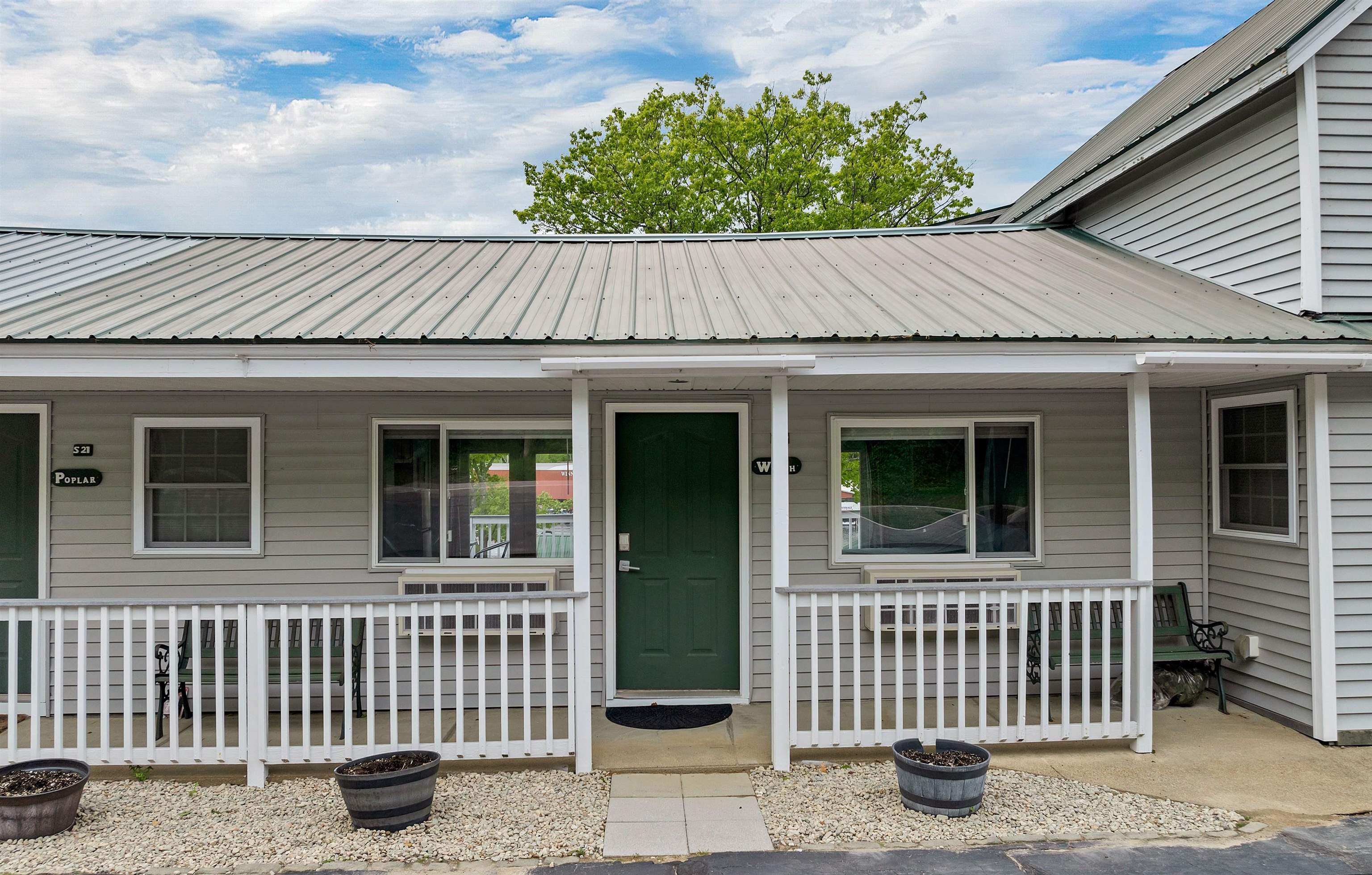 1144 Weirs Blvd, Laconia, NH 03246