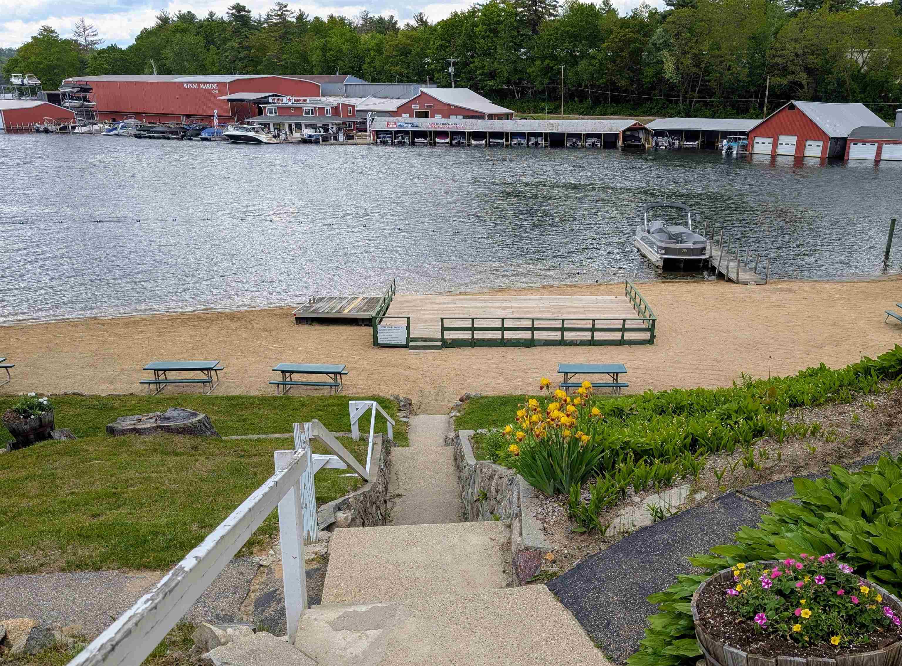 1144 Weirs Blvd #20, Laconia, NH 03246