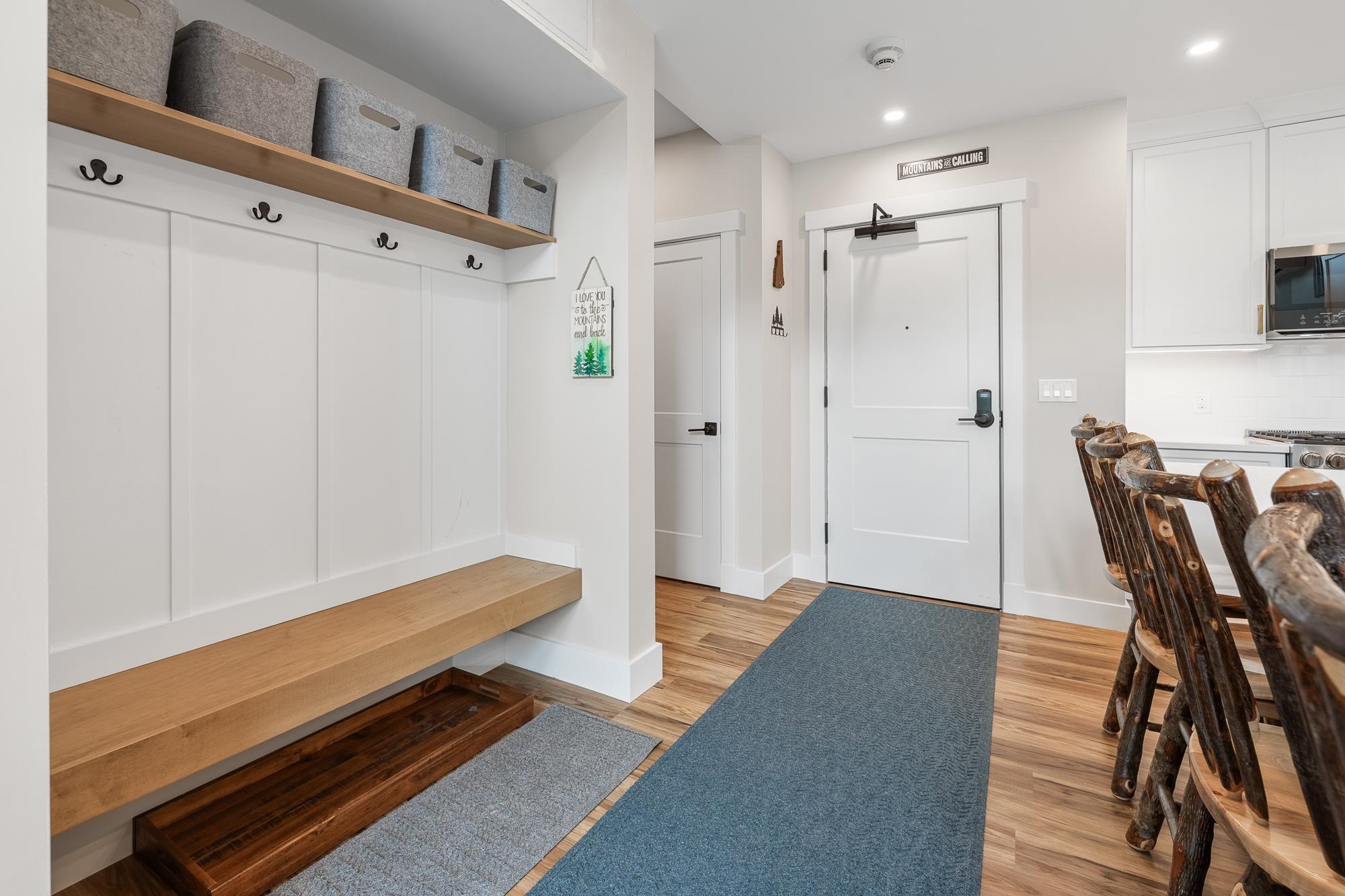 243 Skimobile Rd, Conway, NH 03860