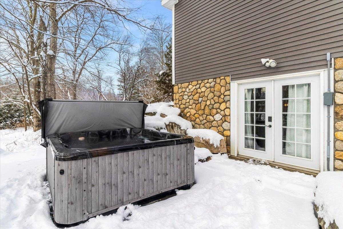 2001 Depot St, Manchester, VT 05255