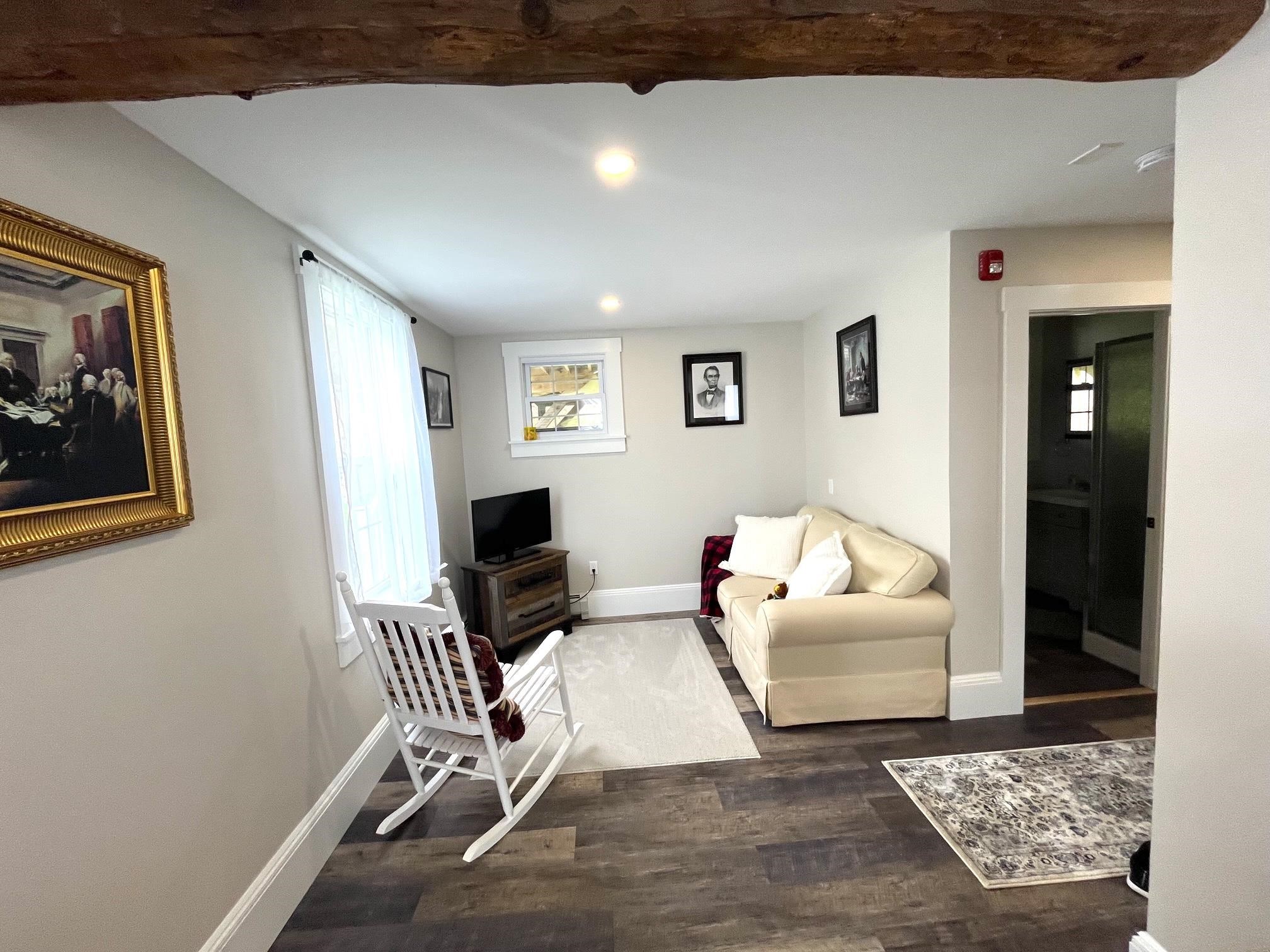 959 Presidential Hw, Jefferson, NH 03583
