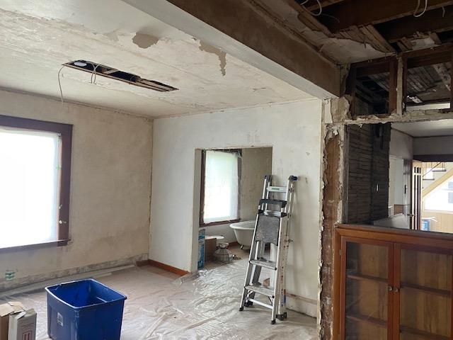 682 Cheshire St, Berlin, NH 03570