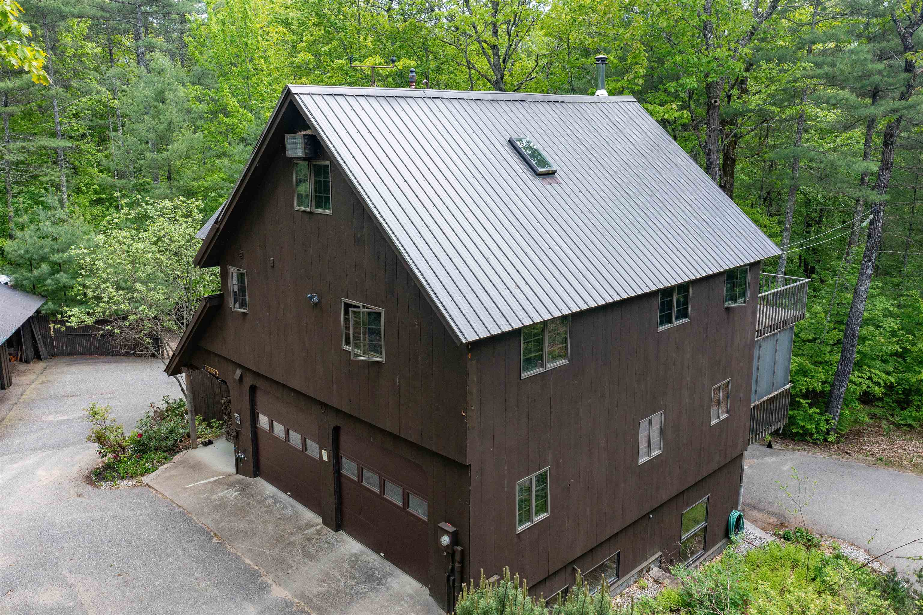 121 Charlotte Point Rd, Madison, NH 03849