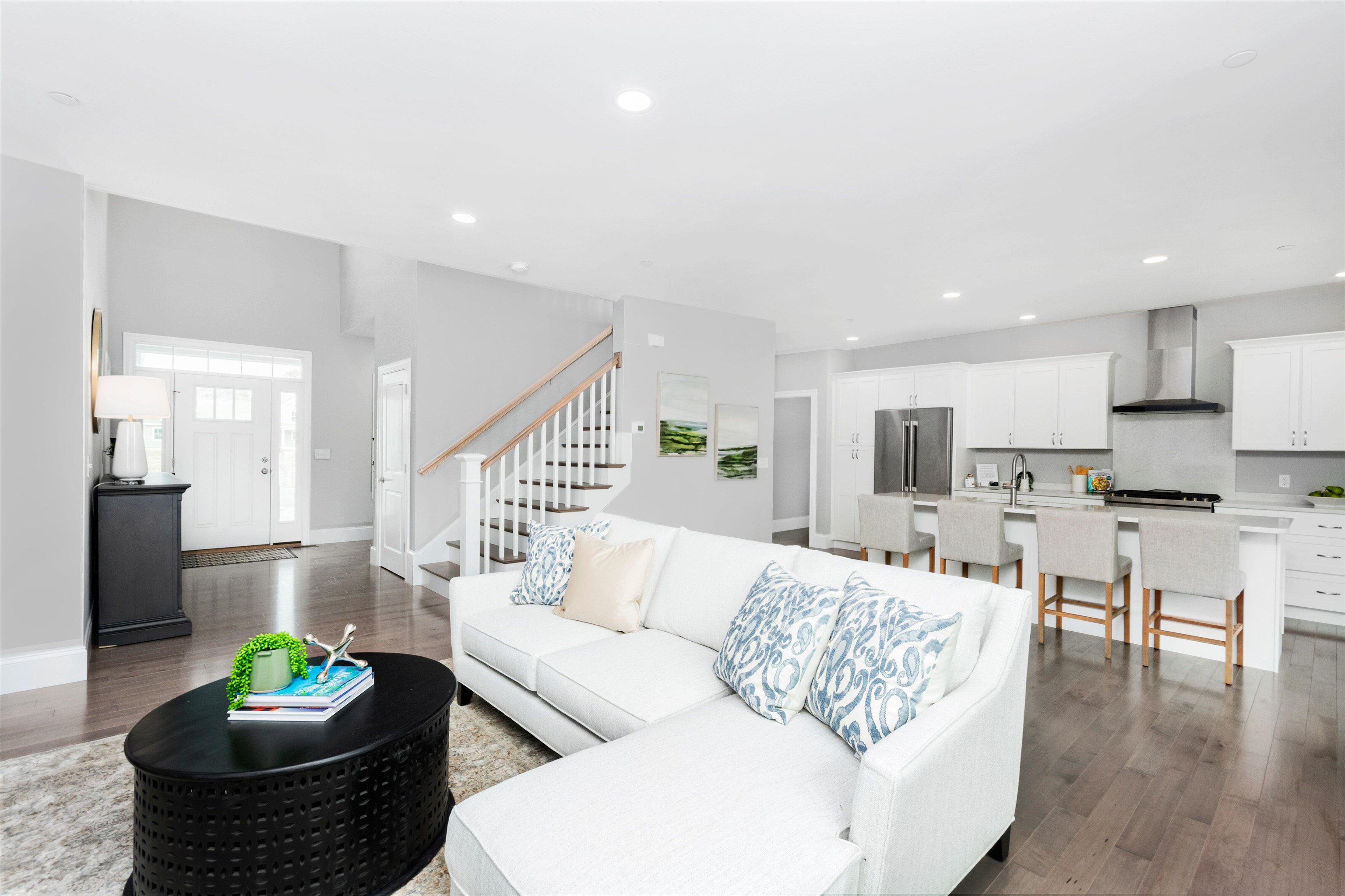 148 County Rd, Amherst, NH 03055