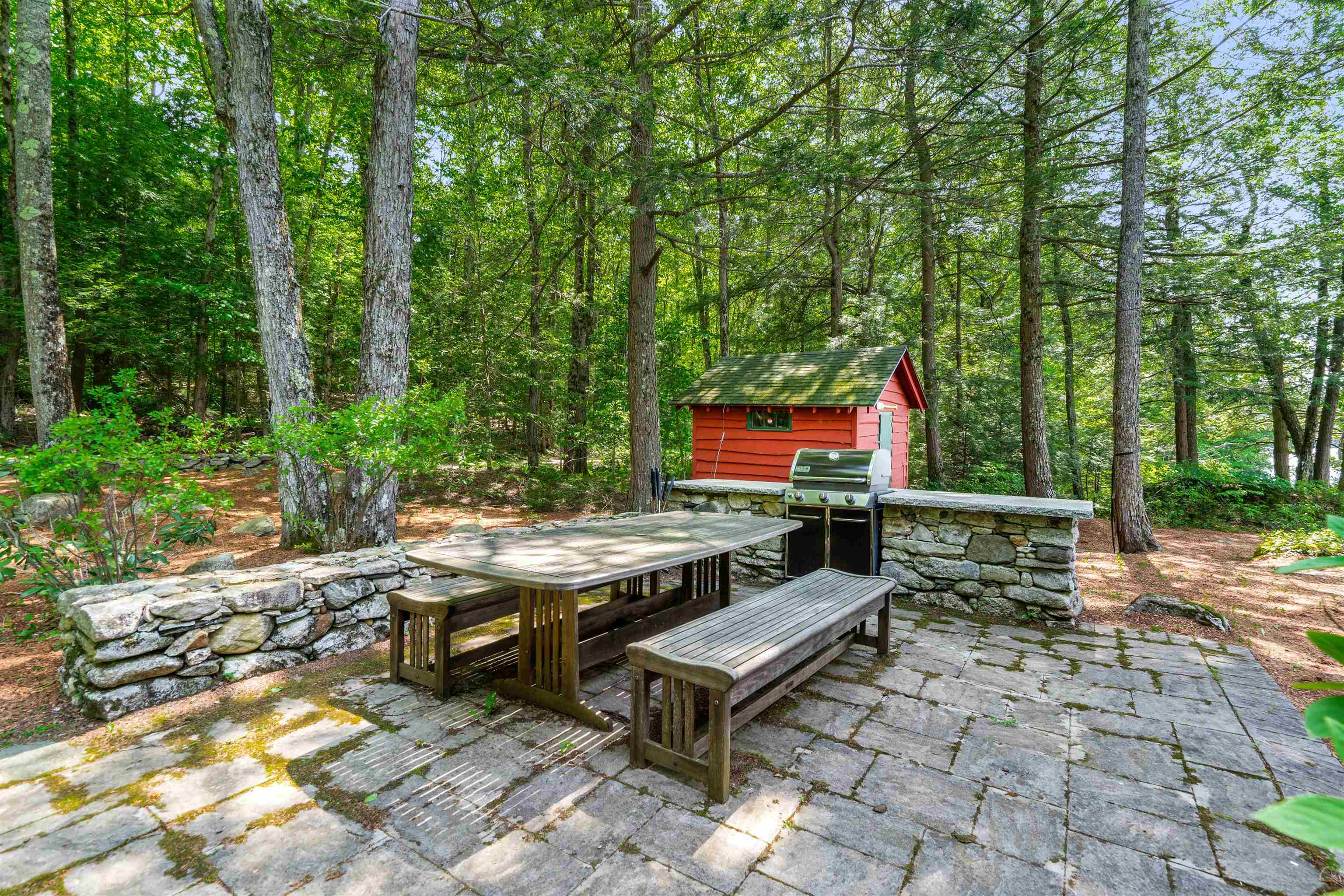 241 Skatutakee Rd, Harrisville, NH 03450