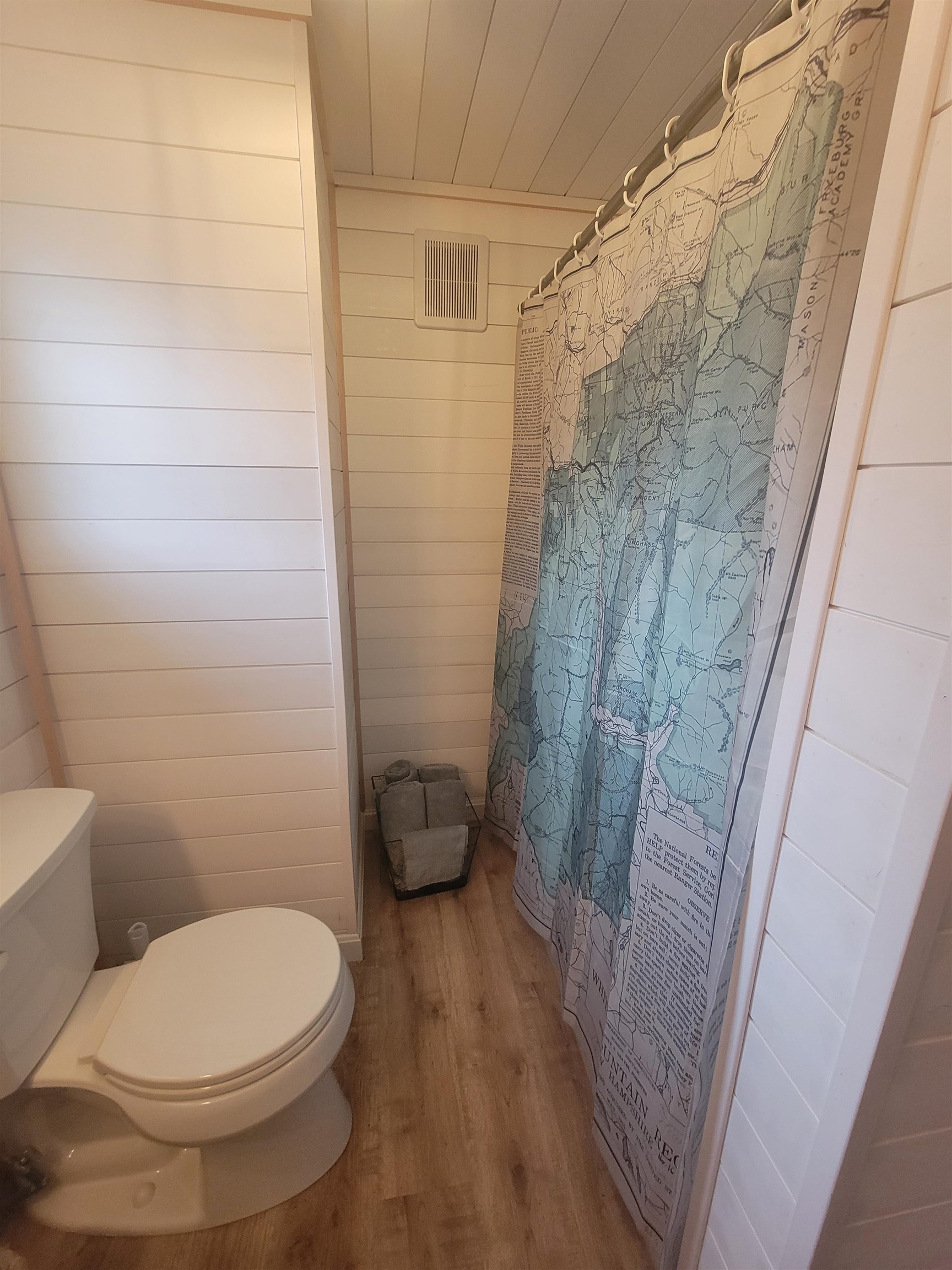 new tub/shower, toilet