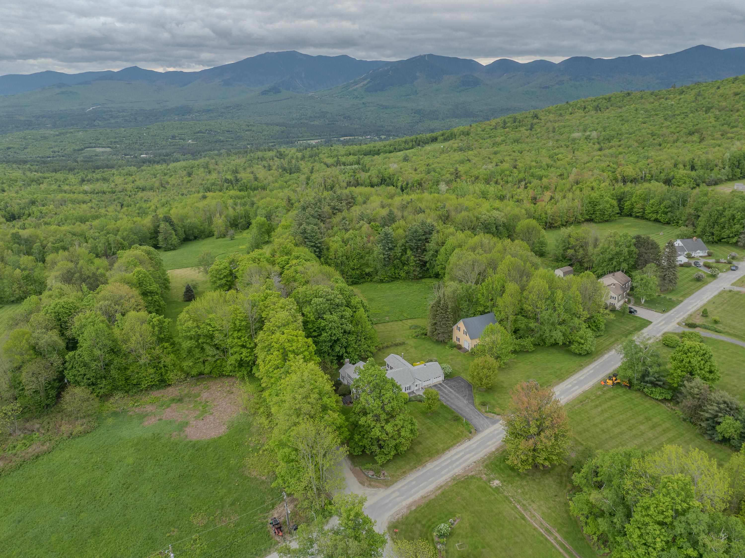333 Sunset Hill Rd, Sugar Hill, NH 03586