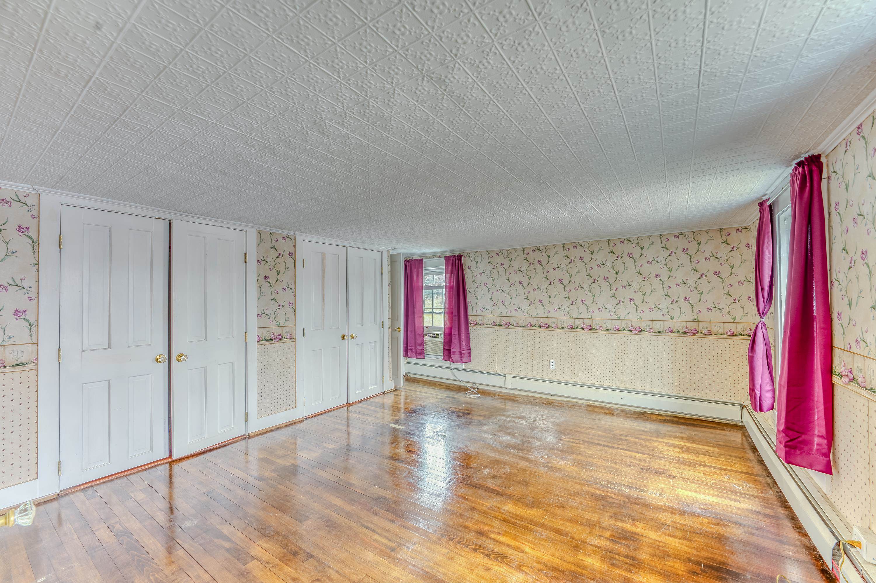 333 Sunset Hill Rd, Sugar Hill, NH 03586