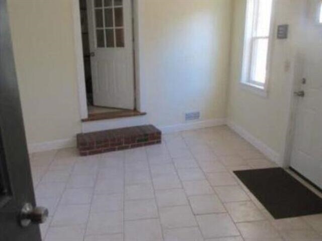 99 Cambridge Rd, Bedford, NH 03110