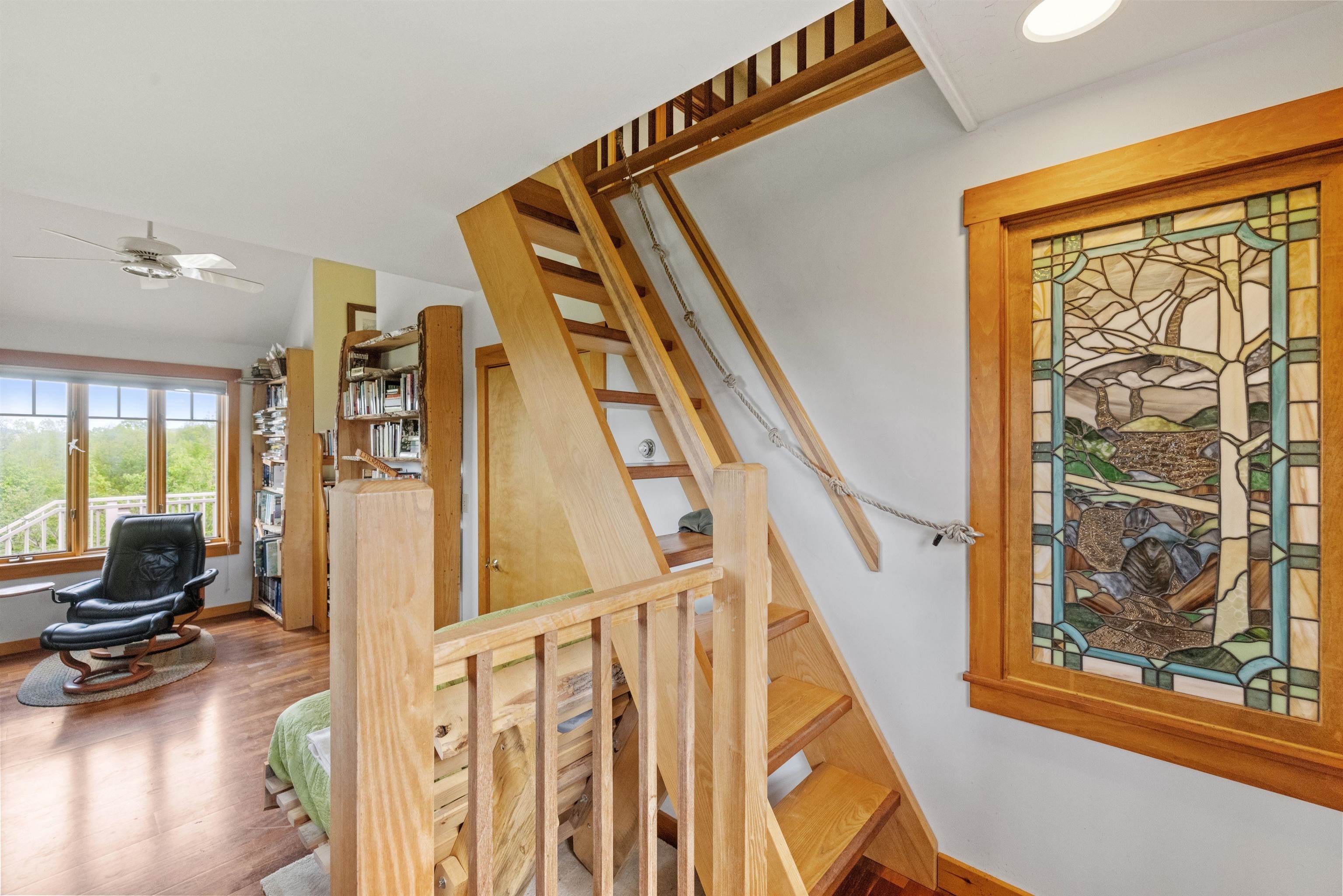 Library/Study to Loft Bedroom 1 23345517