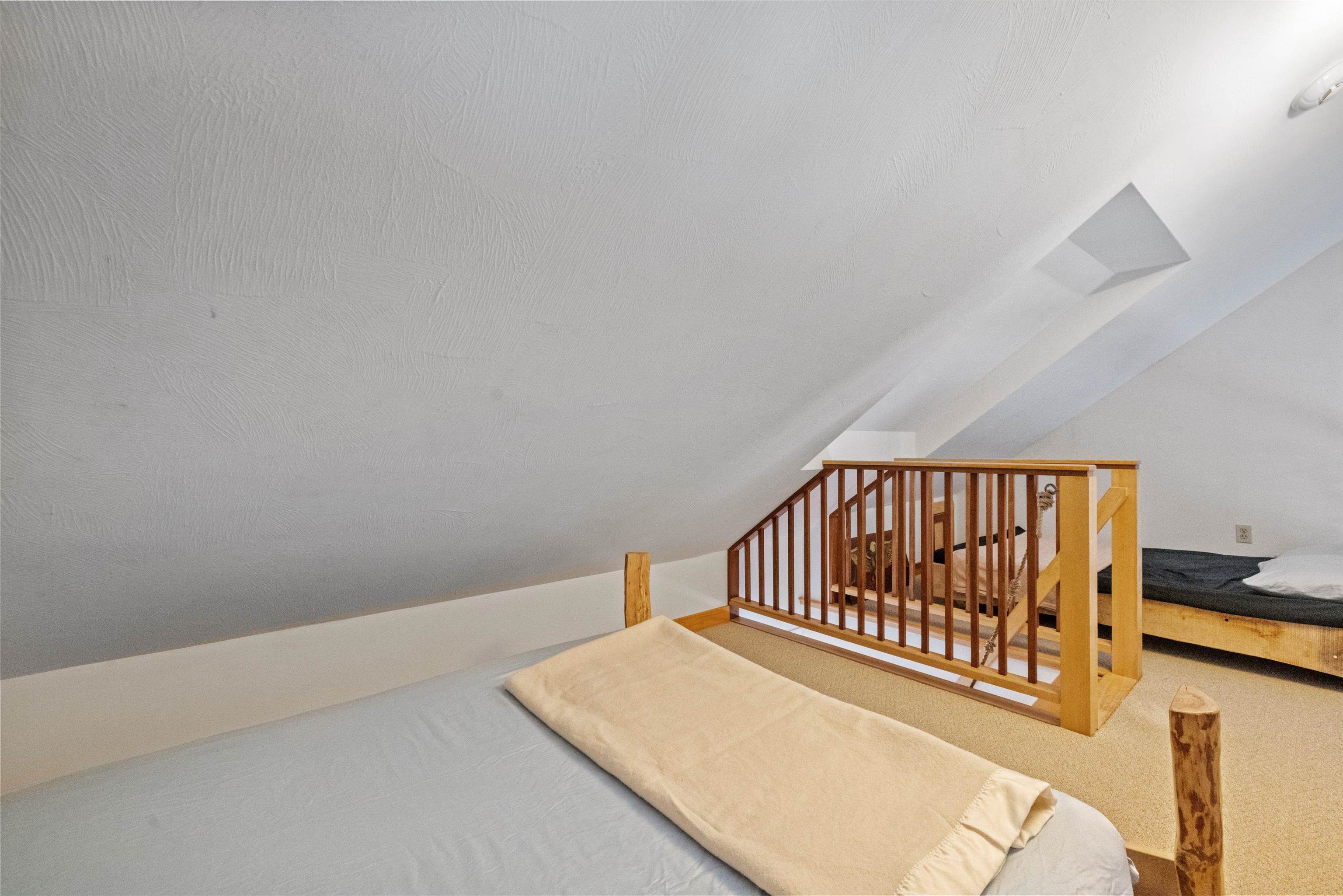 Loft Bedroom 1 23345523