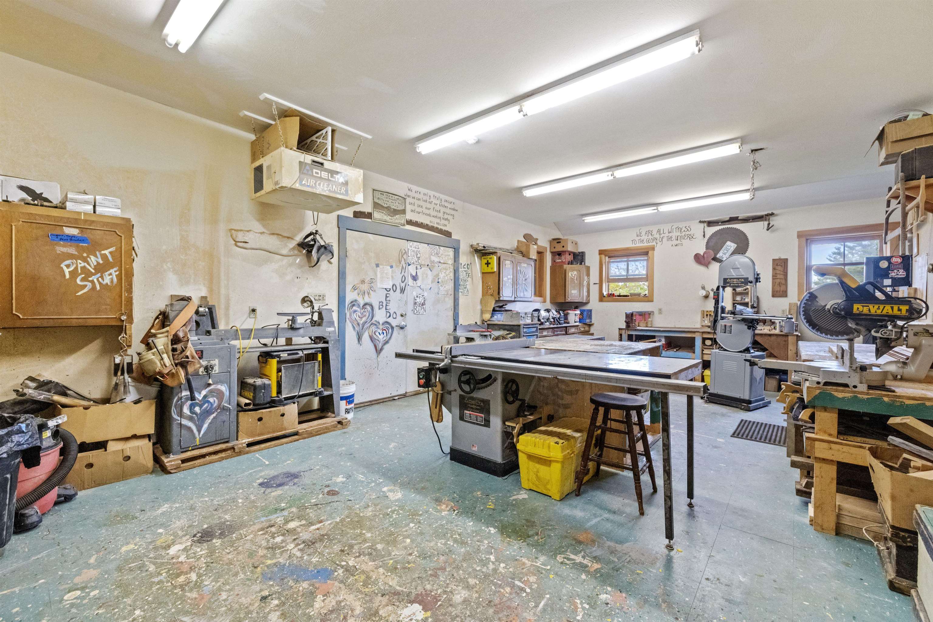 Wood-working Shop 23345777