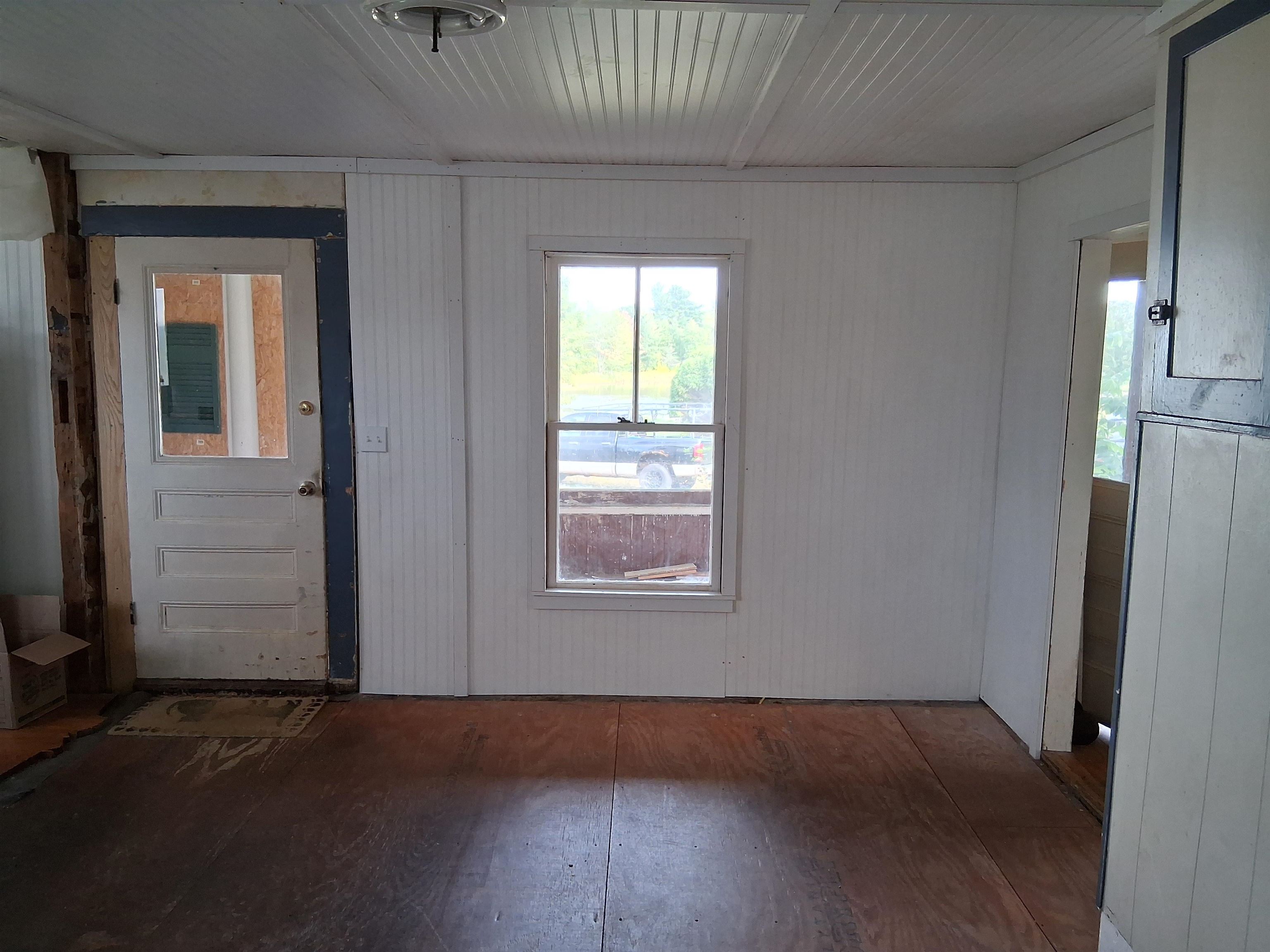 572 S Barnstead Rd, Barnstead, NH 03225