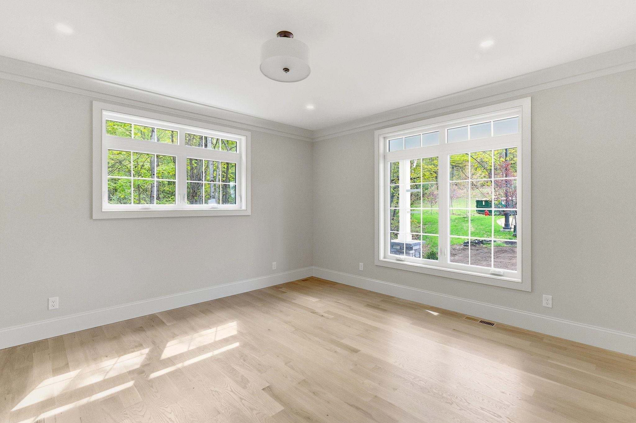 1st Floor Primary Bedroom