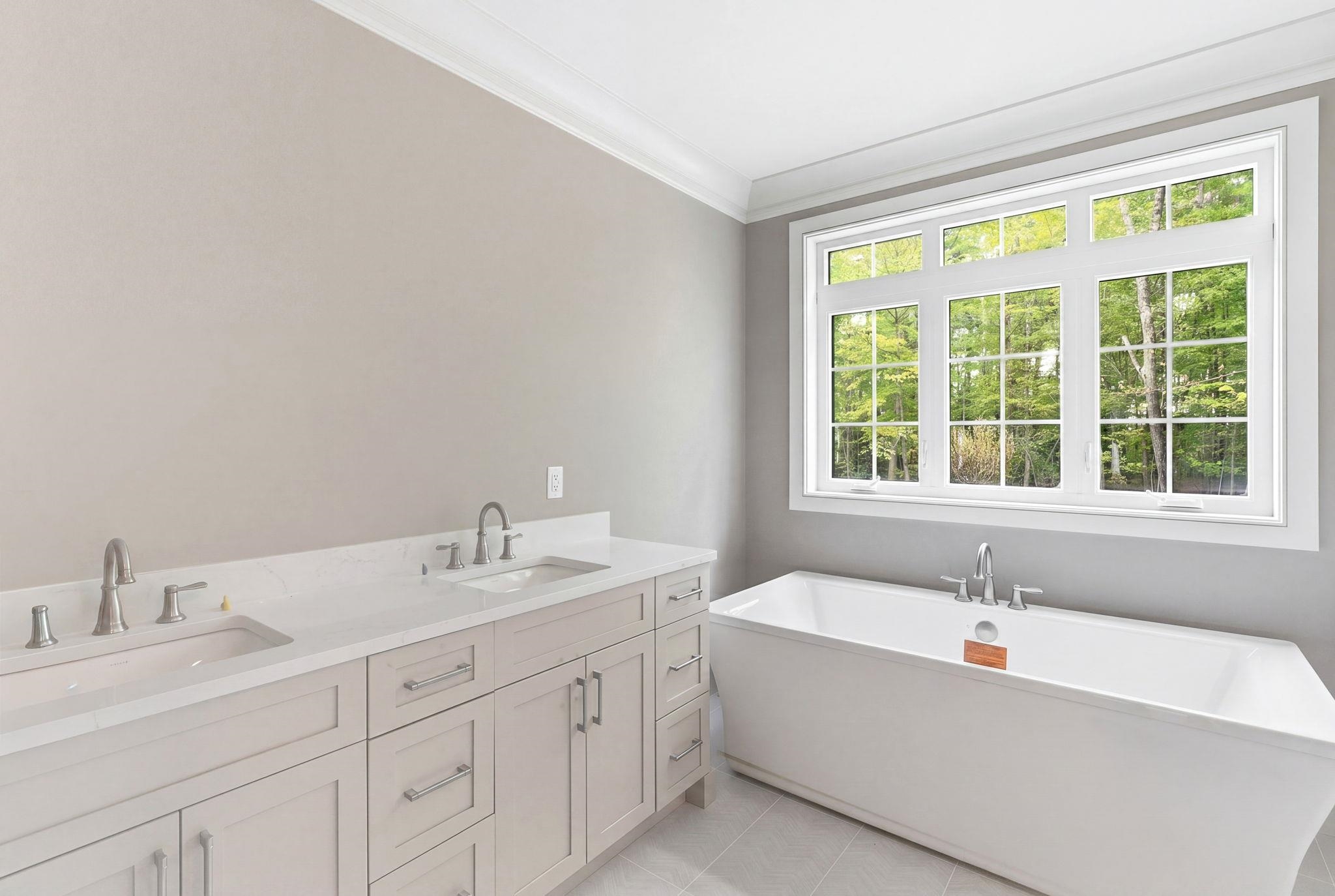Primary Full Bath